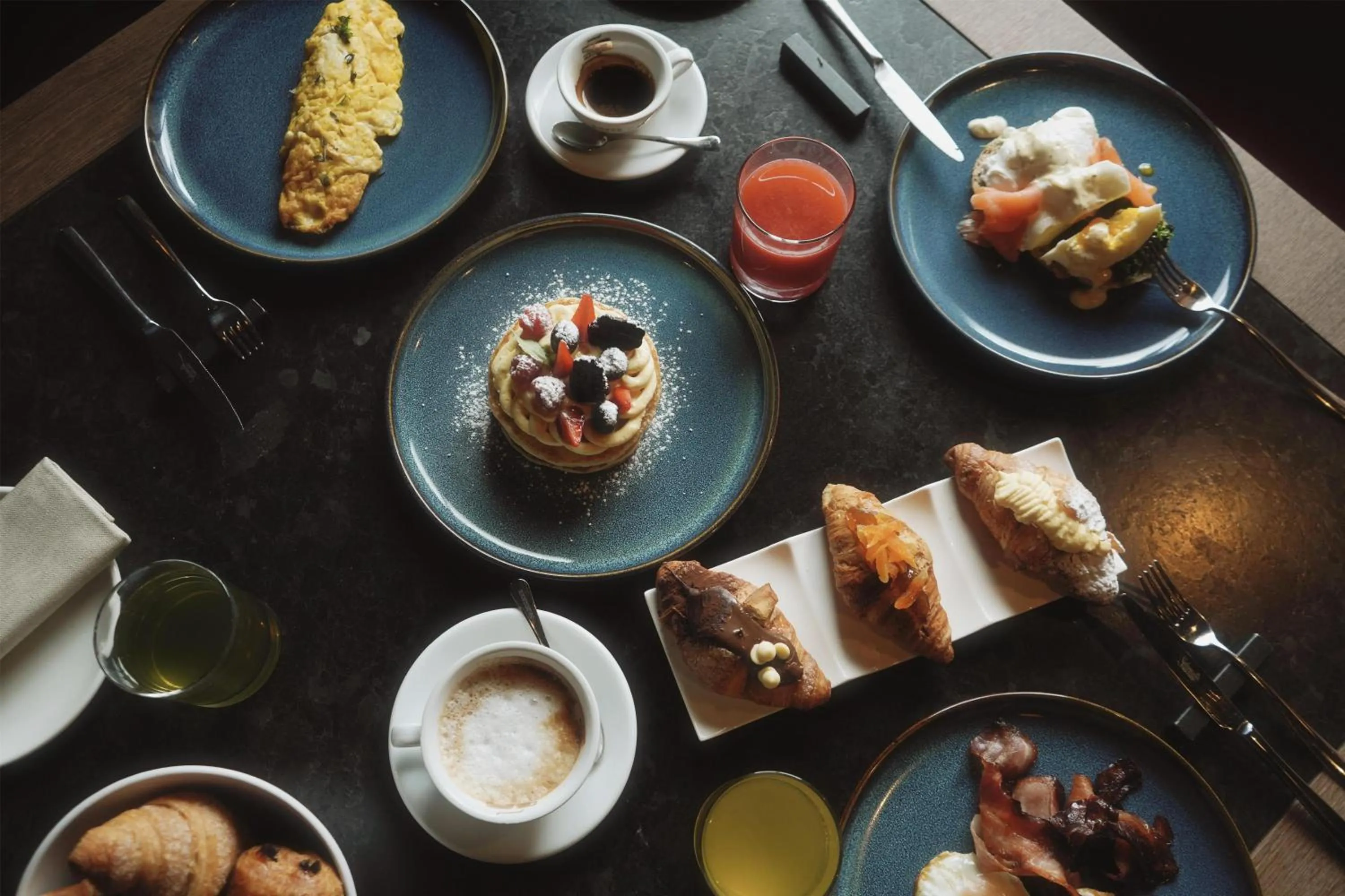 Food and drinks in Radisson Blu Hotel Milan