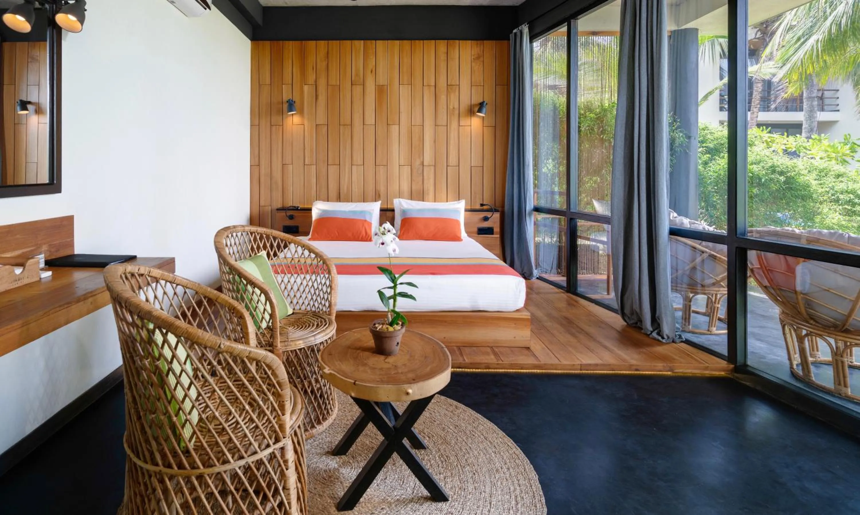 Bed in Lankavatara Ocean Retreat & Spa