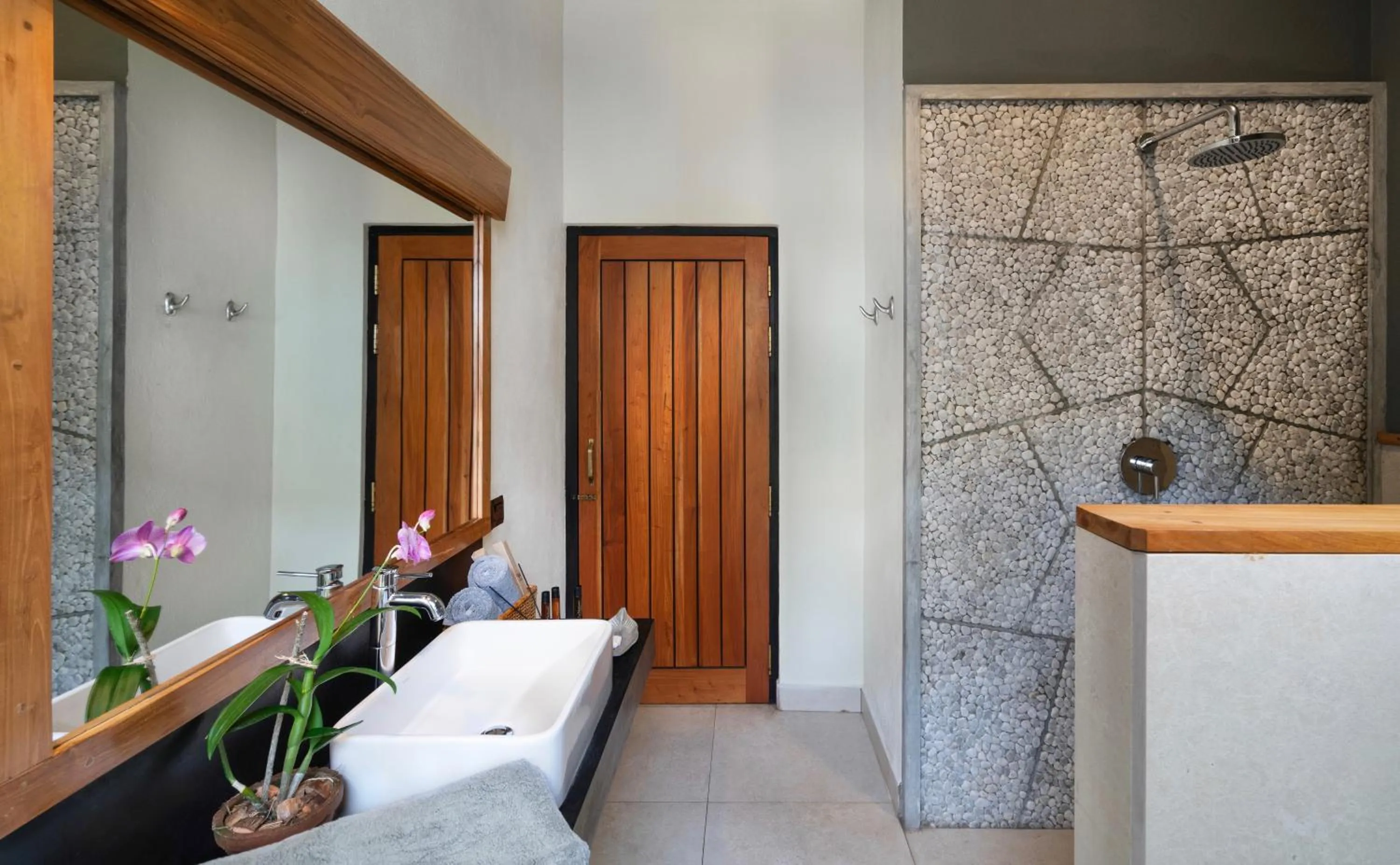 Toilet in Lankavatara Ocean Retreat & Spa