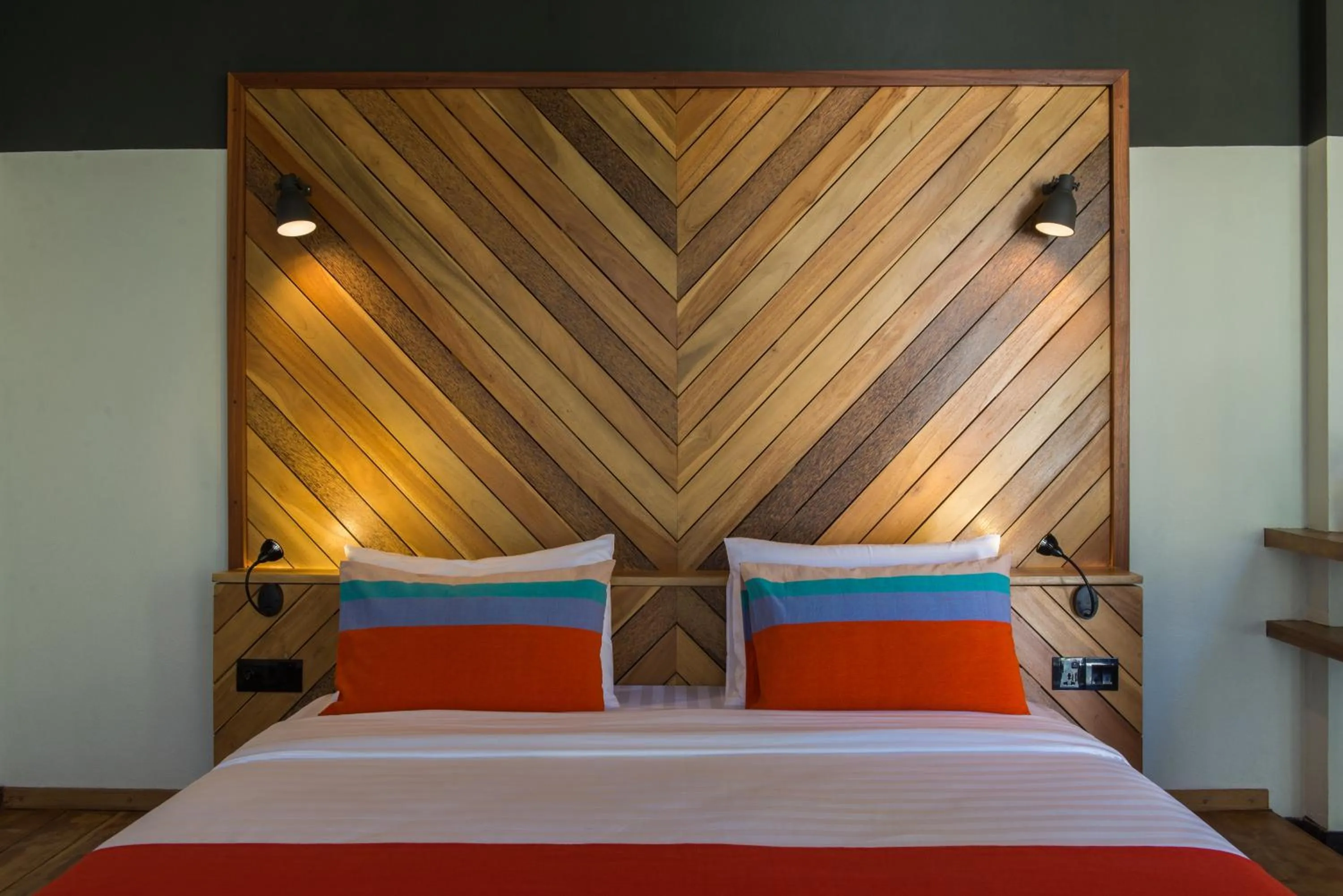 Bed in Lankavatara Ocean Retreat & Spa