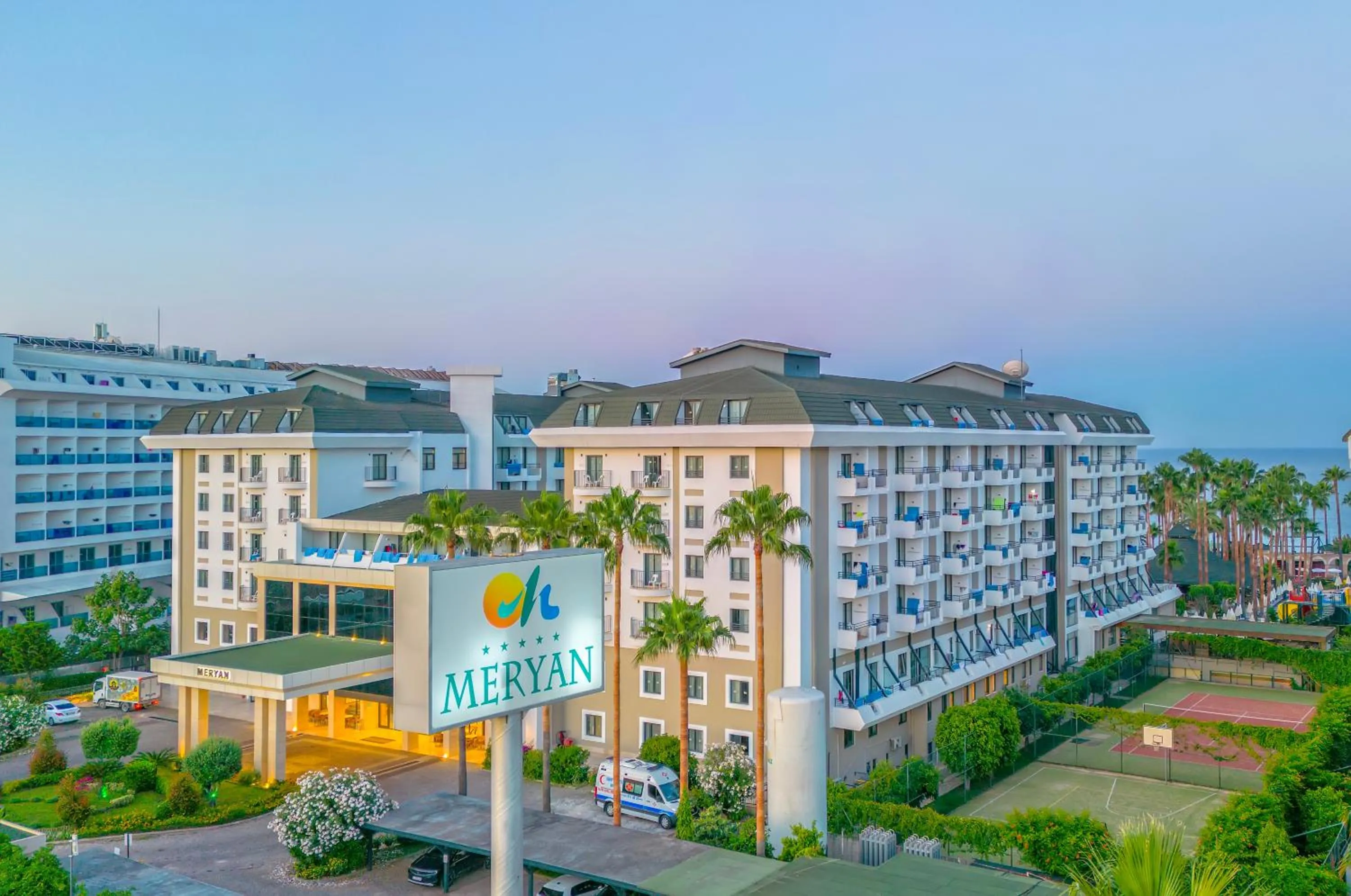 Property building in Meryan Hotel - Ultra All Inclusive