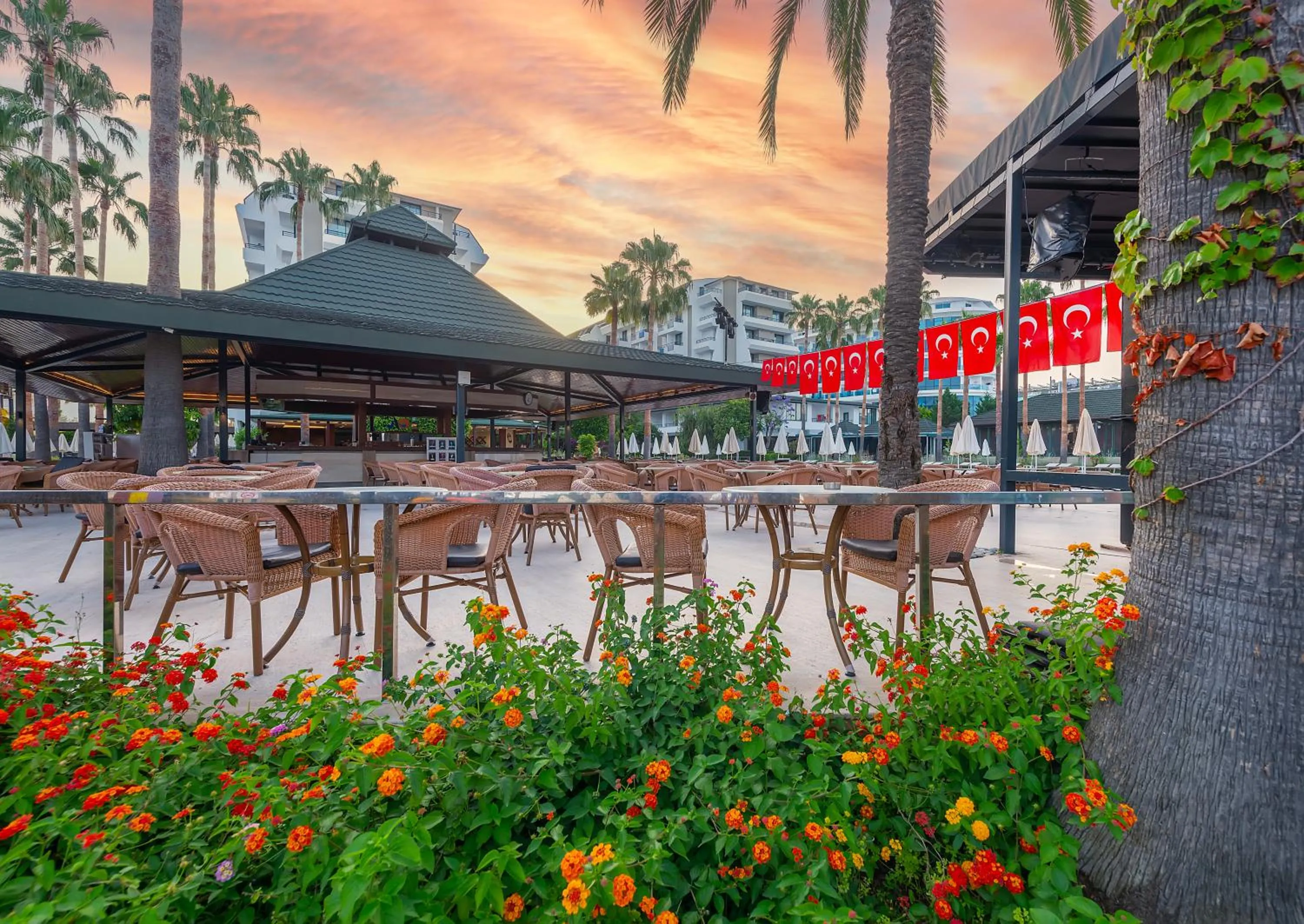 Restaurant/places to eat in Meryan Hotel - Ultra All Inclusive