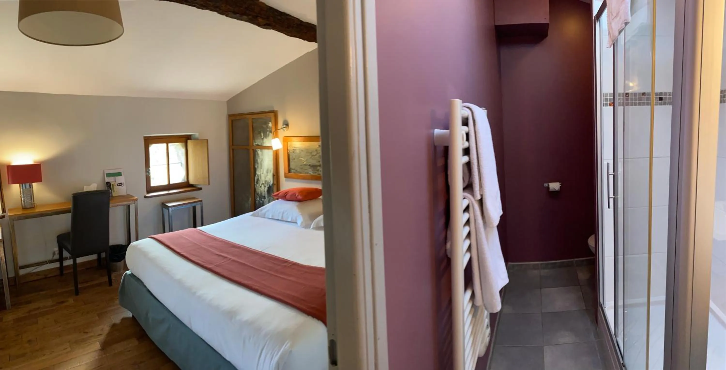 Photo of the whole room, Bed in Logis Hôtel Château De Palaja