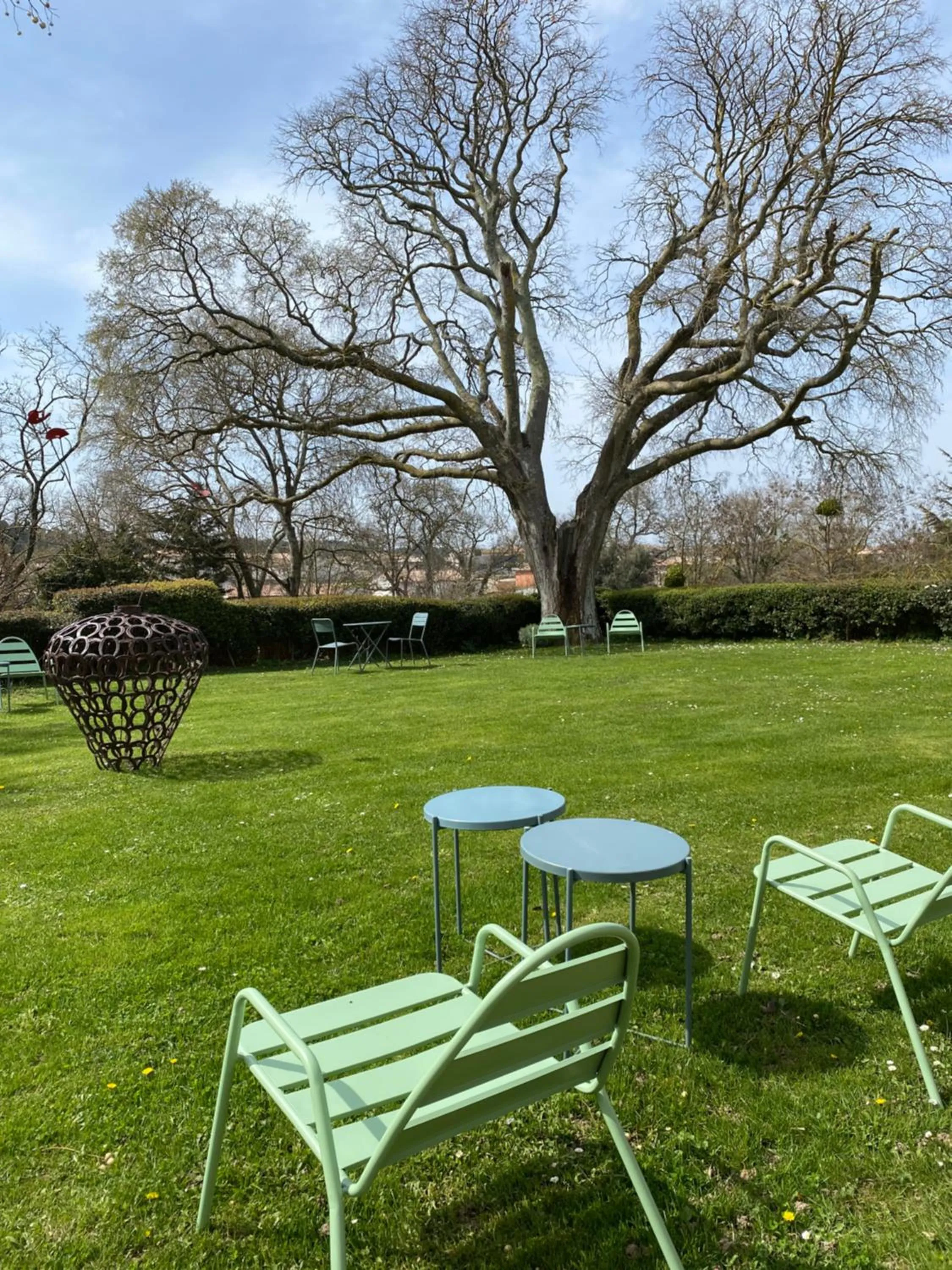Garden in Logis Hôtel Château De Palaja