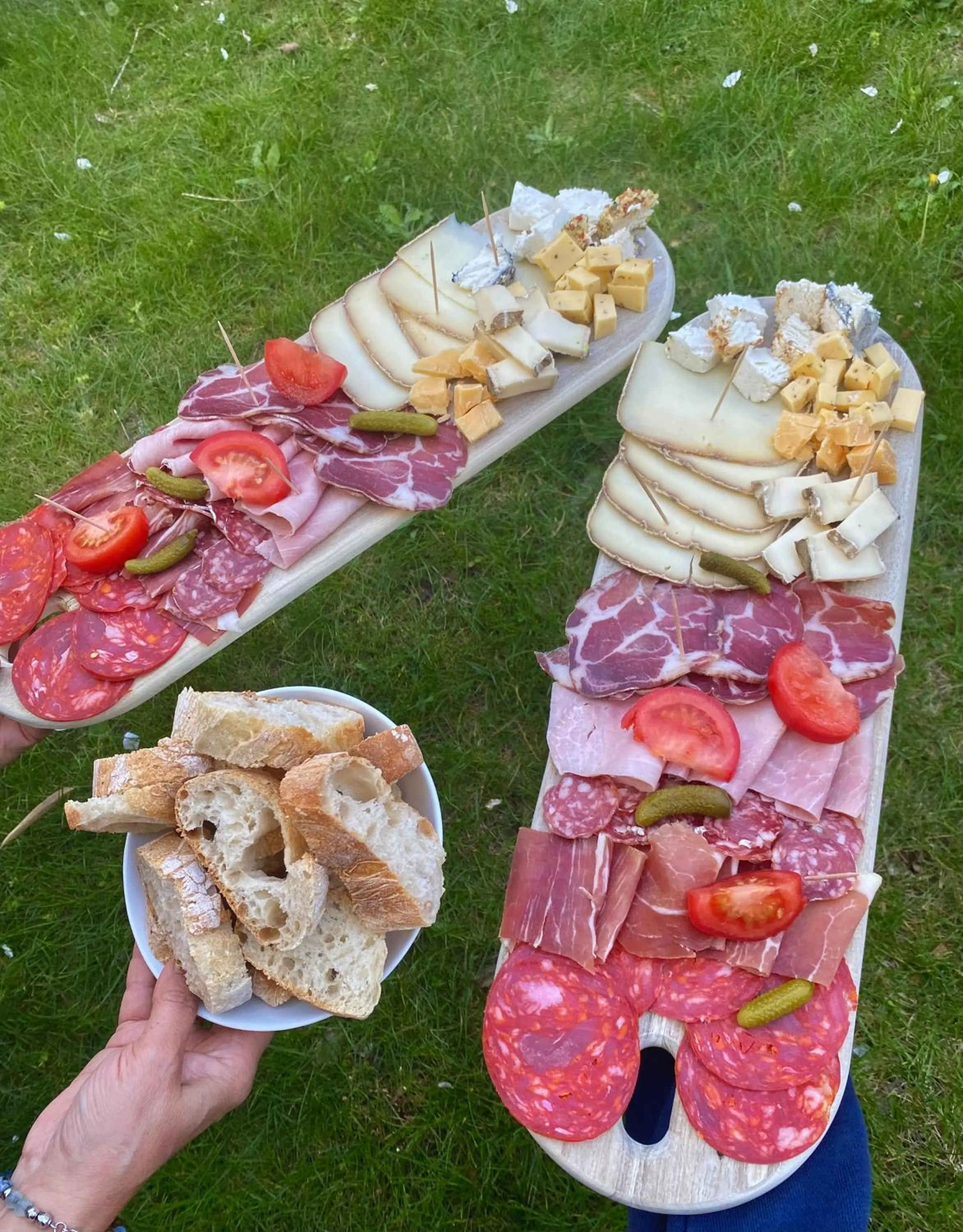 Garden in Logis Hôtel Château De Palaja