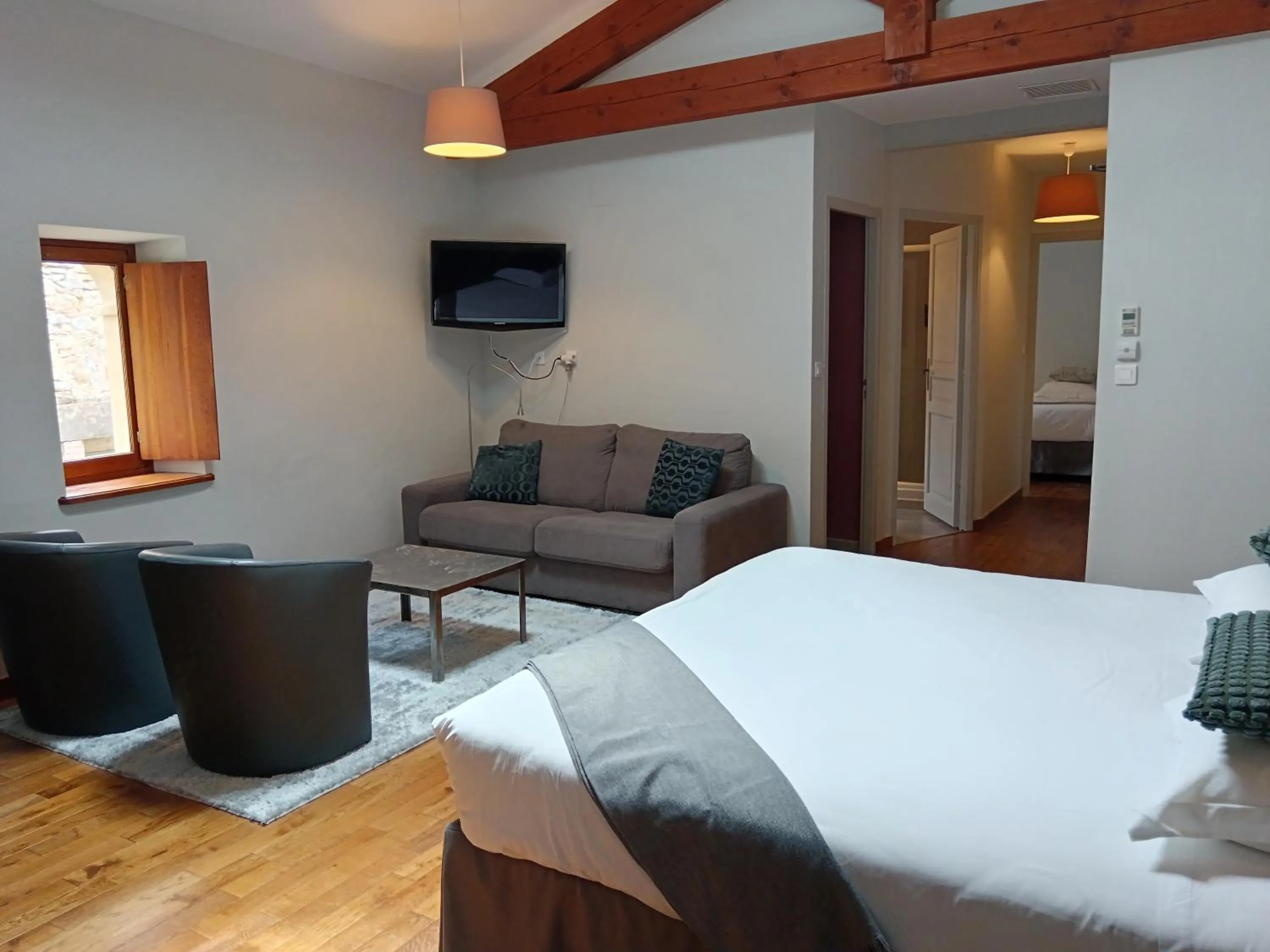 Photo of the whole room, Bed in Logis Hôtel Château De Palaja