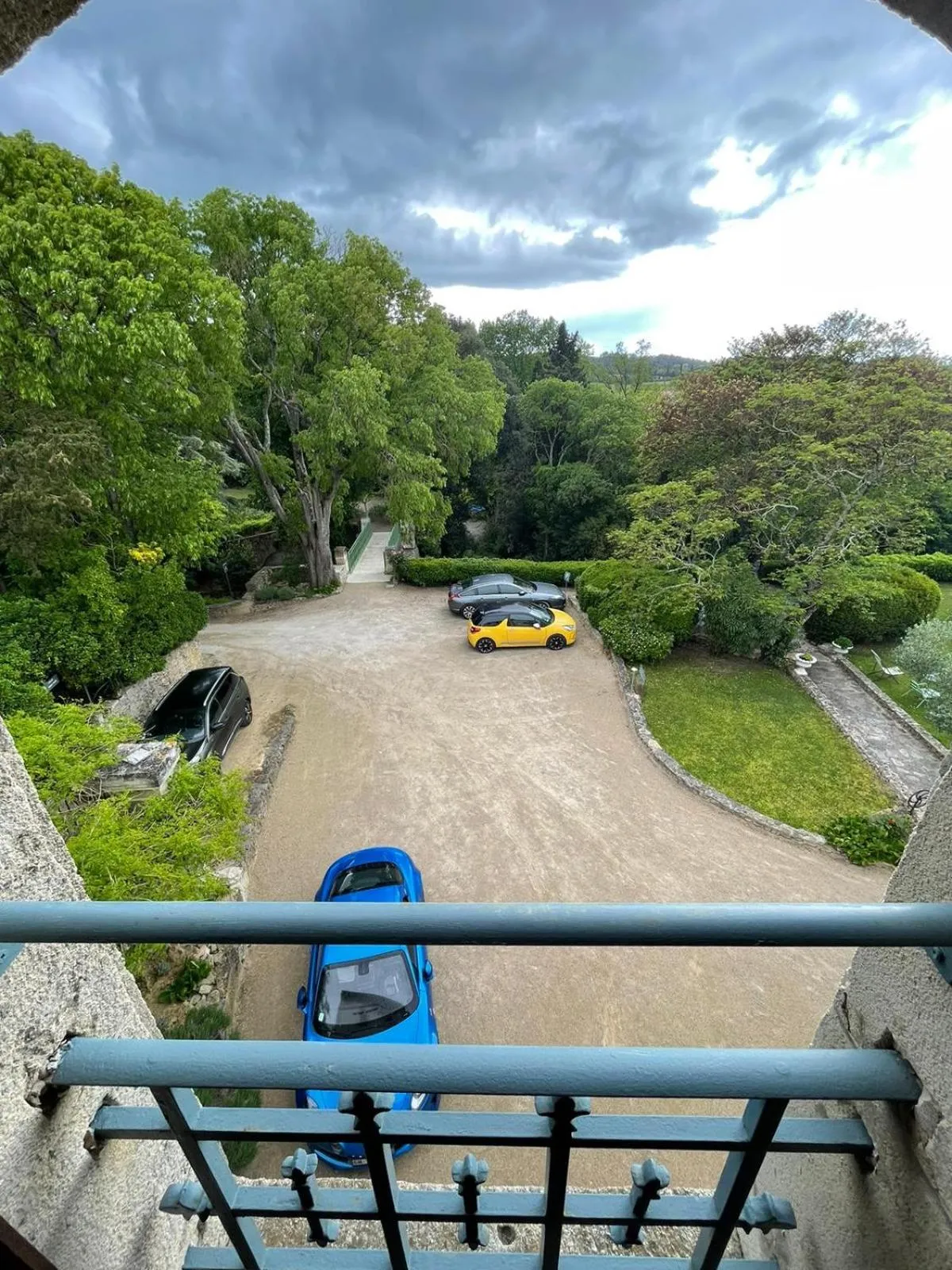 Natural landscape in Logis Hôtel Château De Palaja