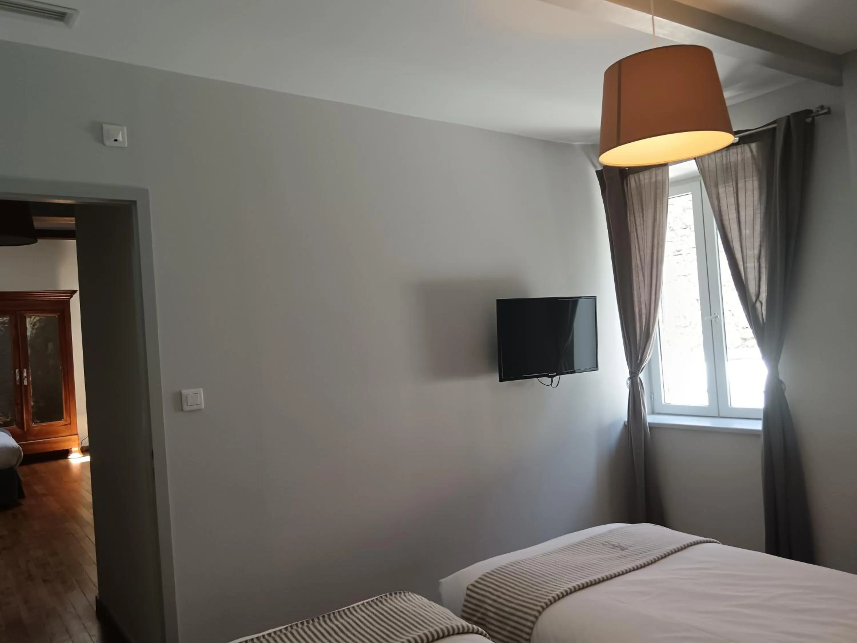 Photo of the whole room, Bed in Logis Hôtel Château De Palaja