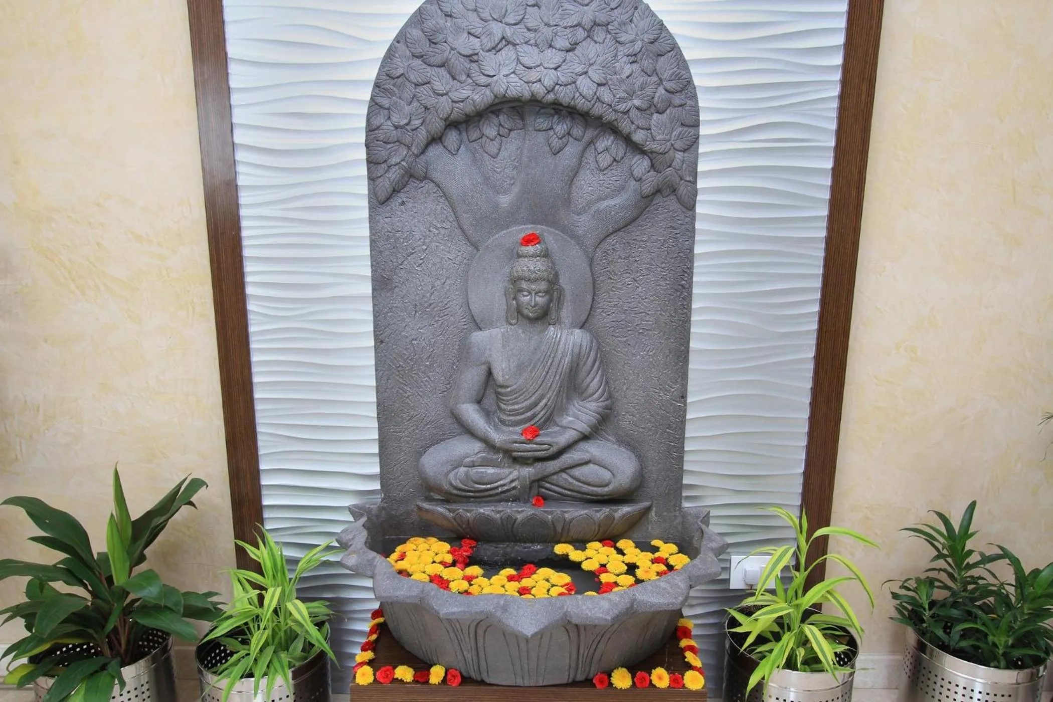 Lobby or reception in La Sara Regent