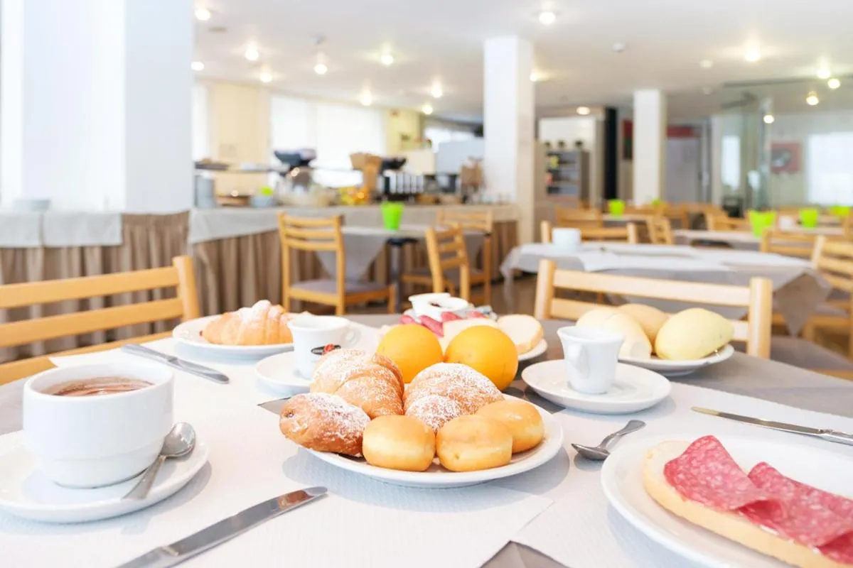 Buffet breakfast in Hotel Junior