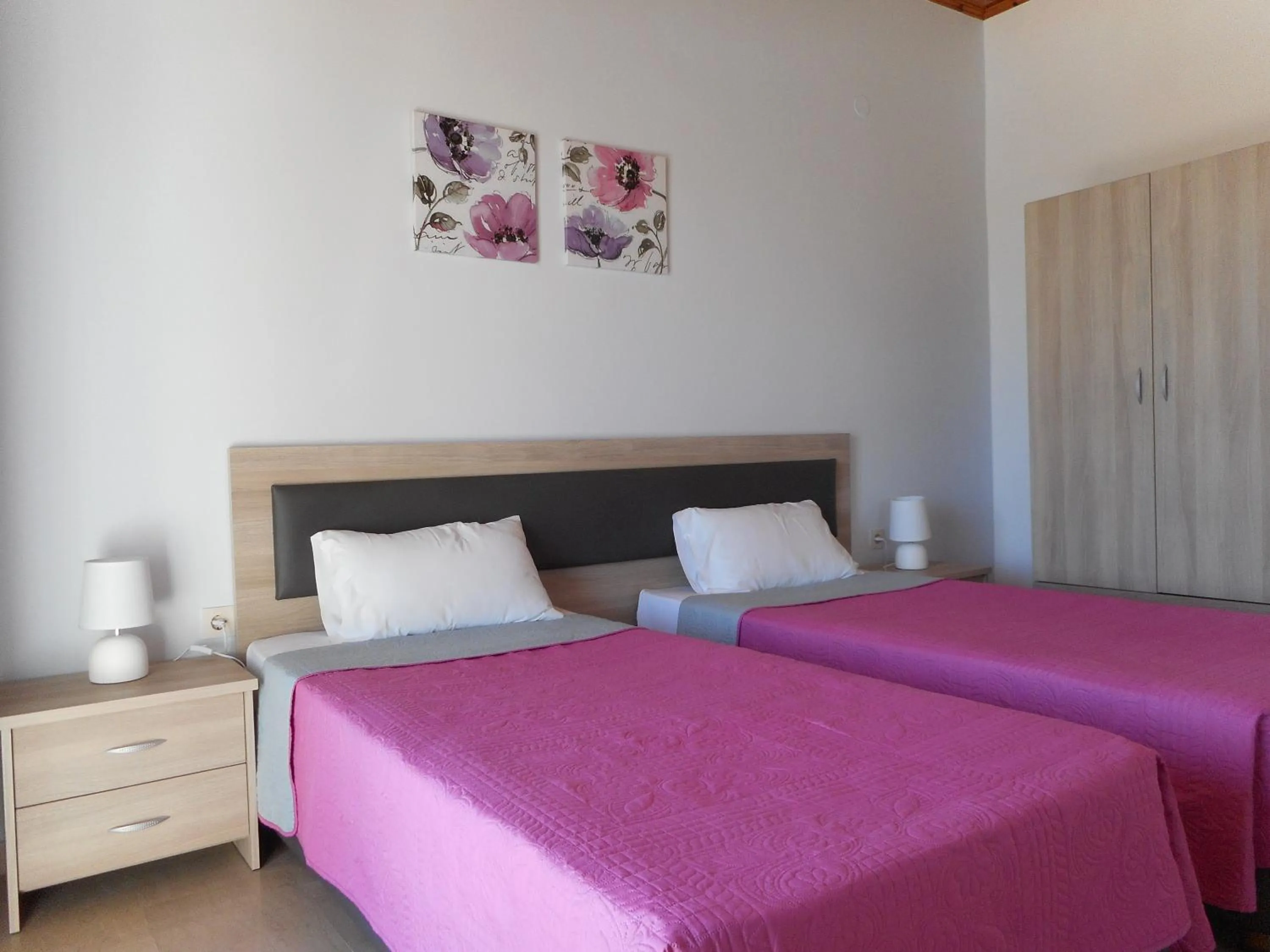 Photo of the whole room, Bed in Egrypos Hotel