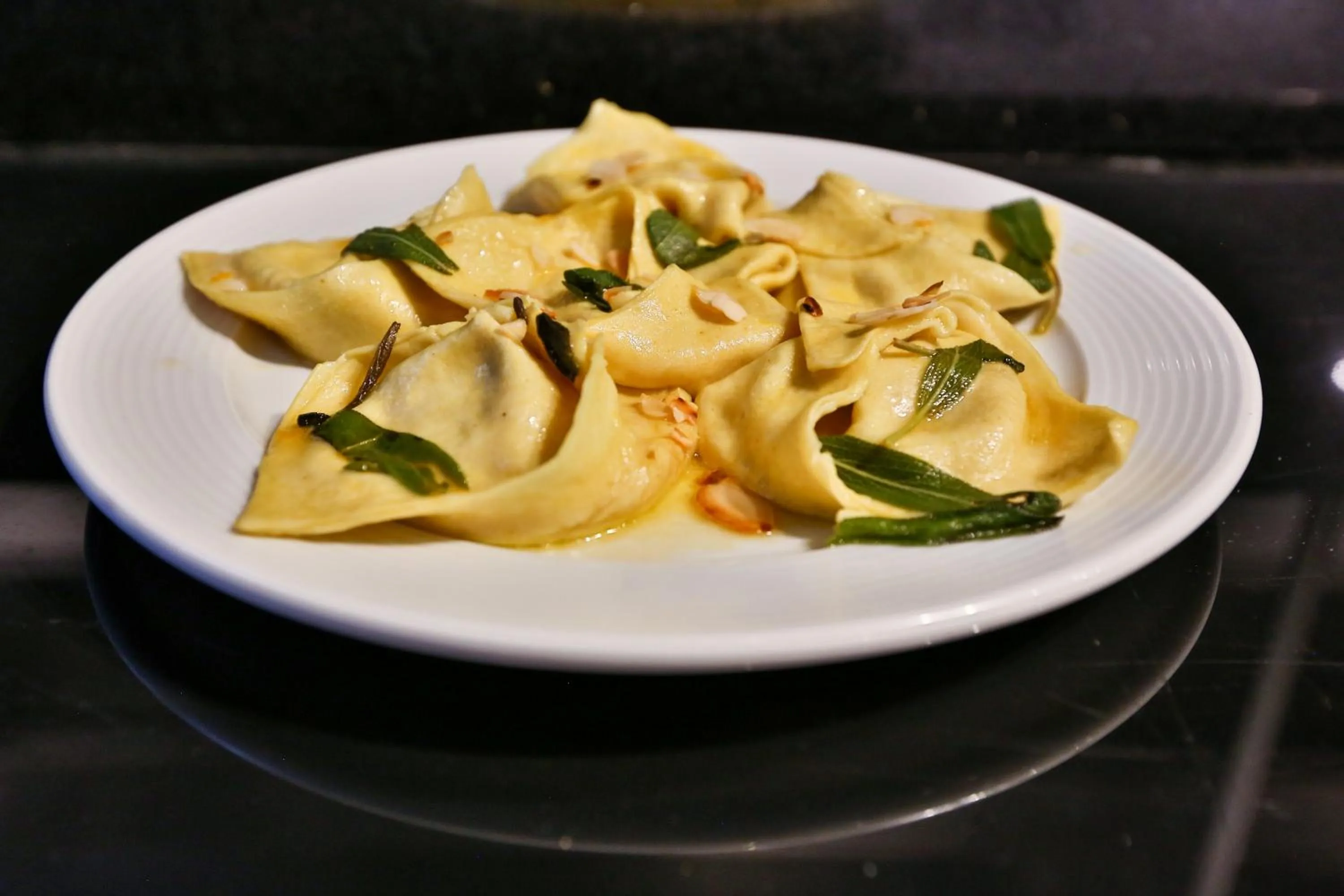 Restaurant/places to eat in Transamerica Executive Jardins