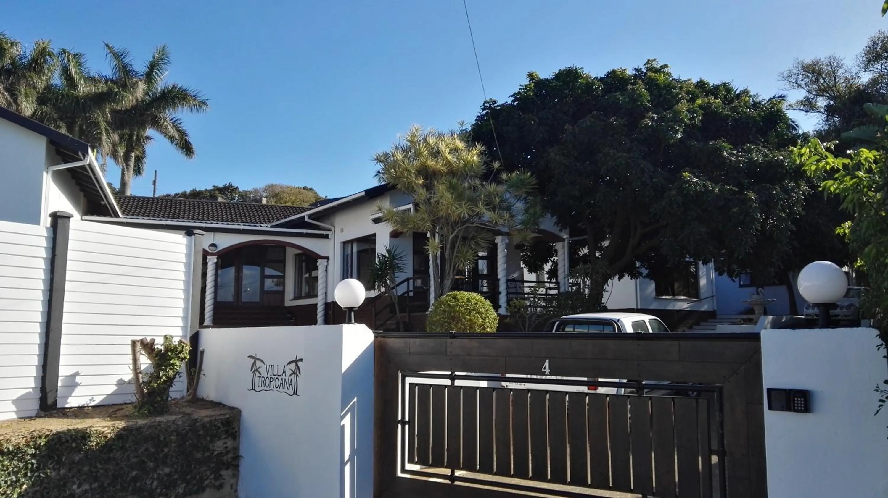 Facade/entrance in Villa Tropicana - South Africa