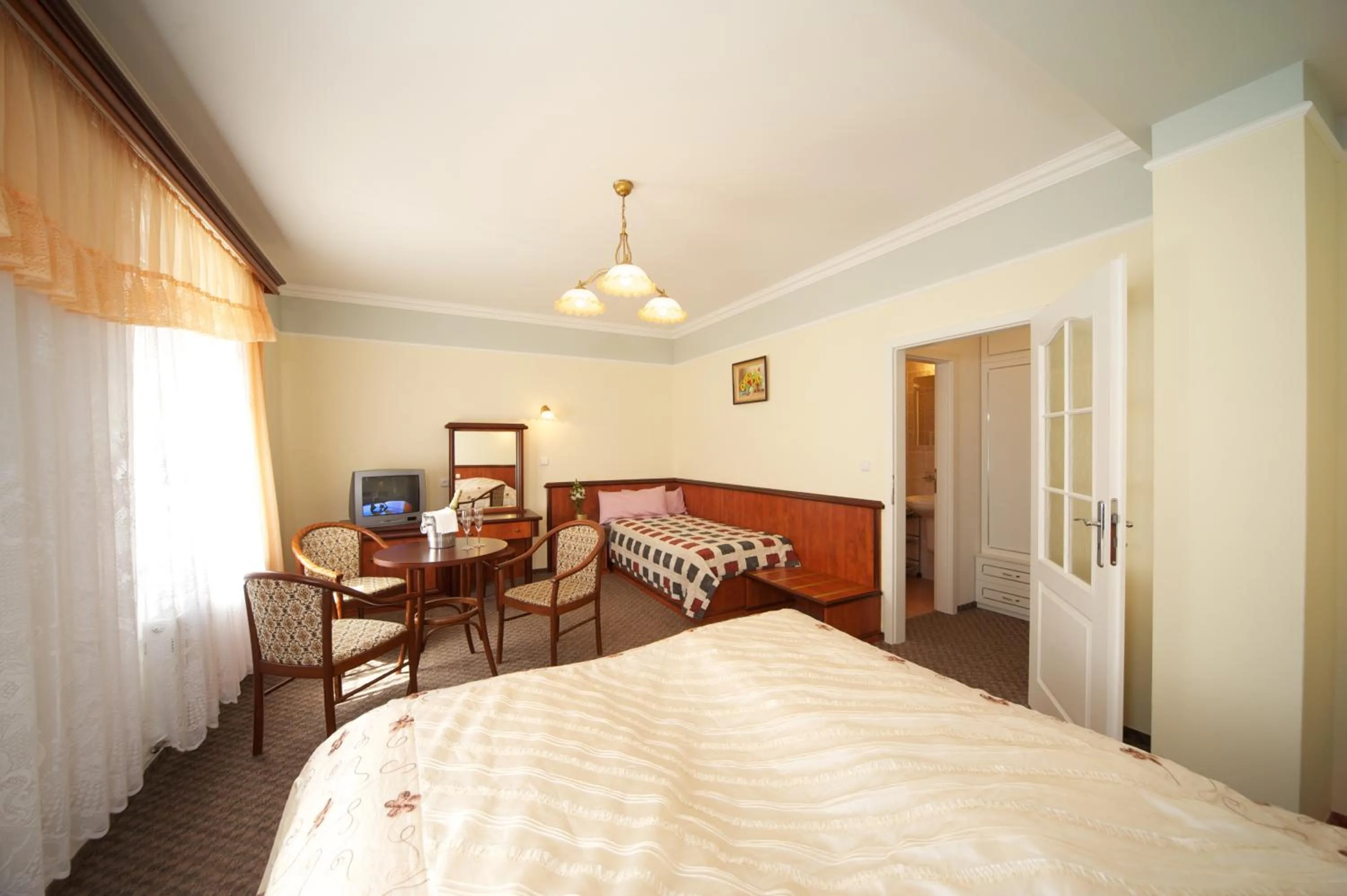 Bedroom, Bed in Spa & Wellness Hotel Harmonie