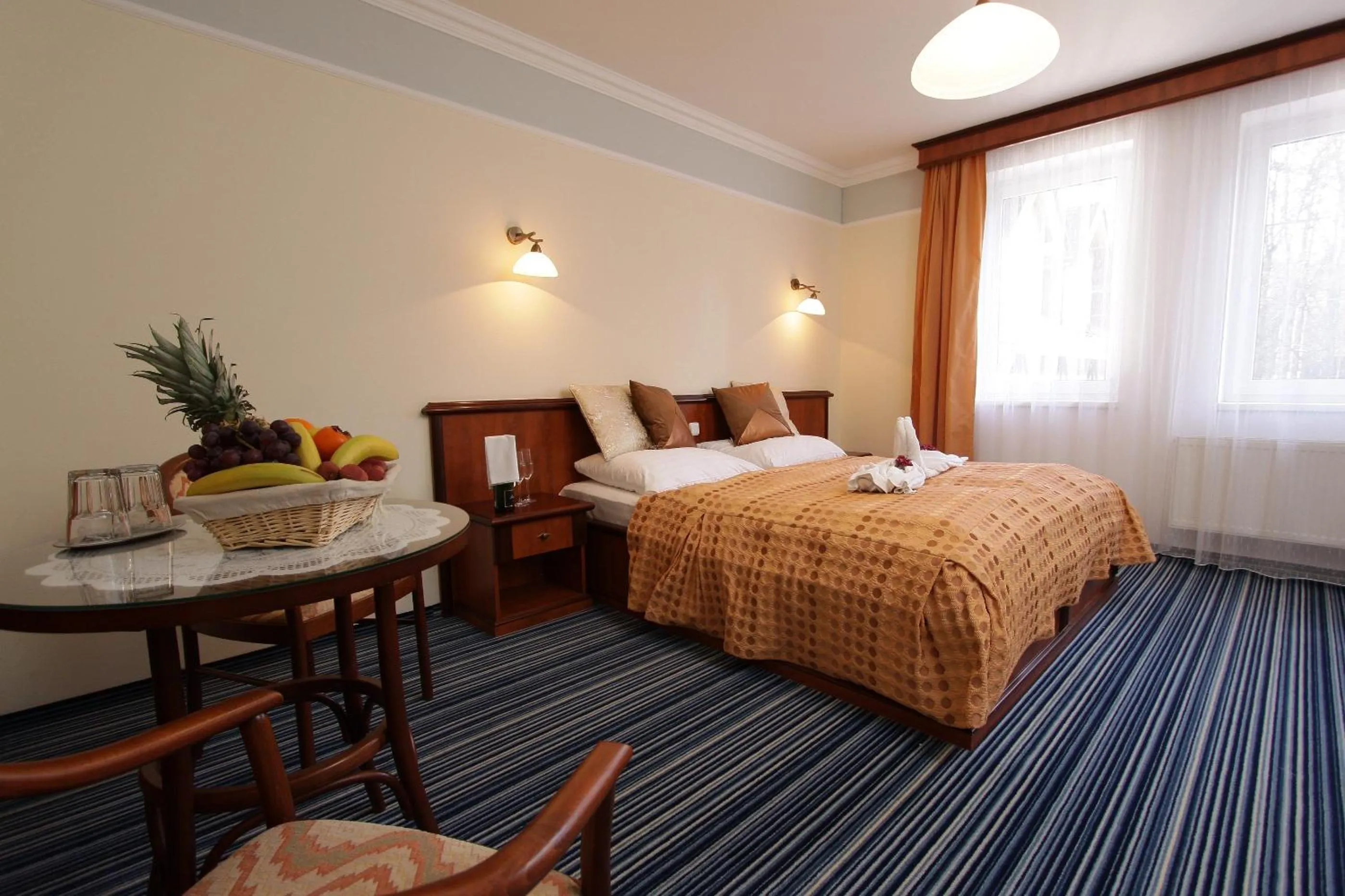 Bedroom, Bed in Spa & Wellness Hotel Harmonie