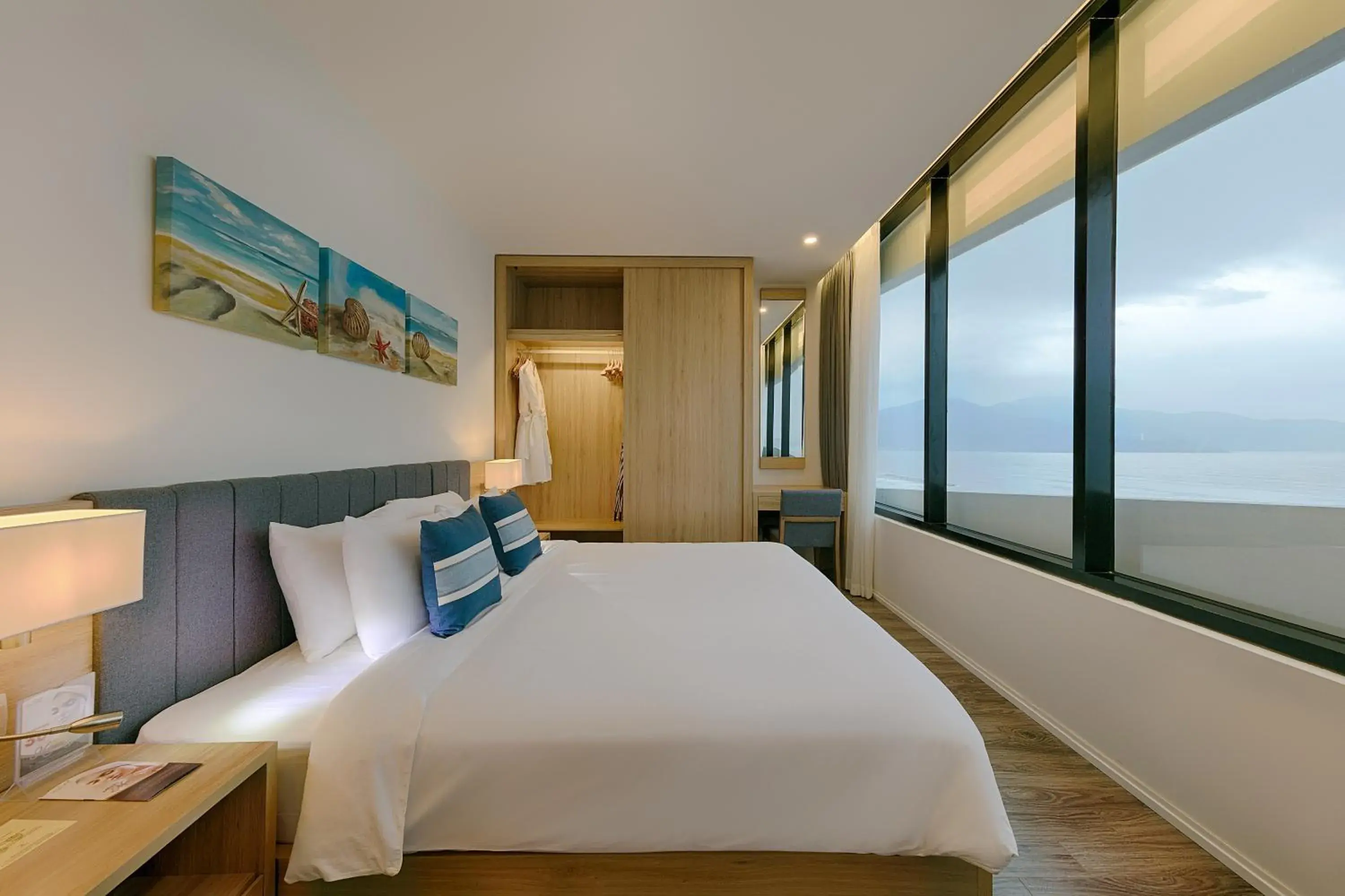 Residence with Sea View in Parosand Da Nang Hotel -Belle Maison Parosand Da Nang Hotel Residence with Sea View in Parosand Da Nang Hotel -Belle Maison Parosand Da Nang Hotel