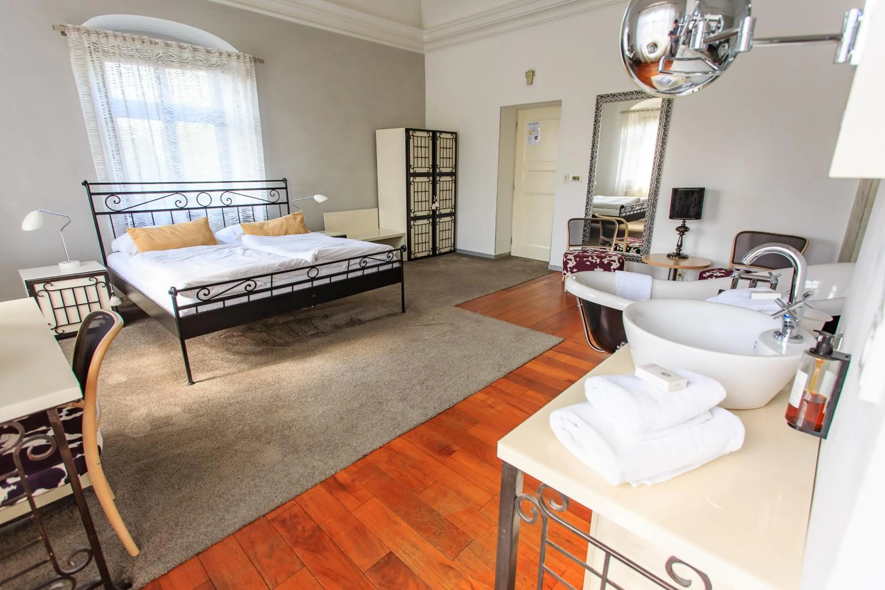 Photo of the whole room, Bed in Hotel Villa Nečas Žilina