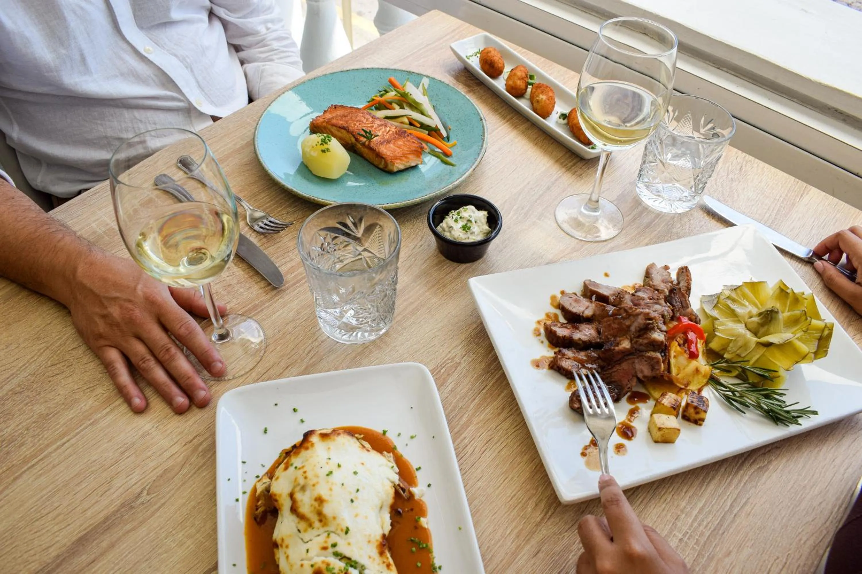 Restaurant/places to eat in Hotel Horitzó by Pierre & Vacances