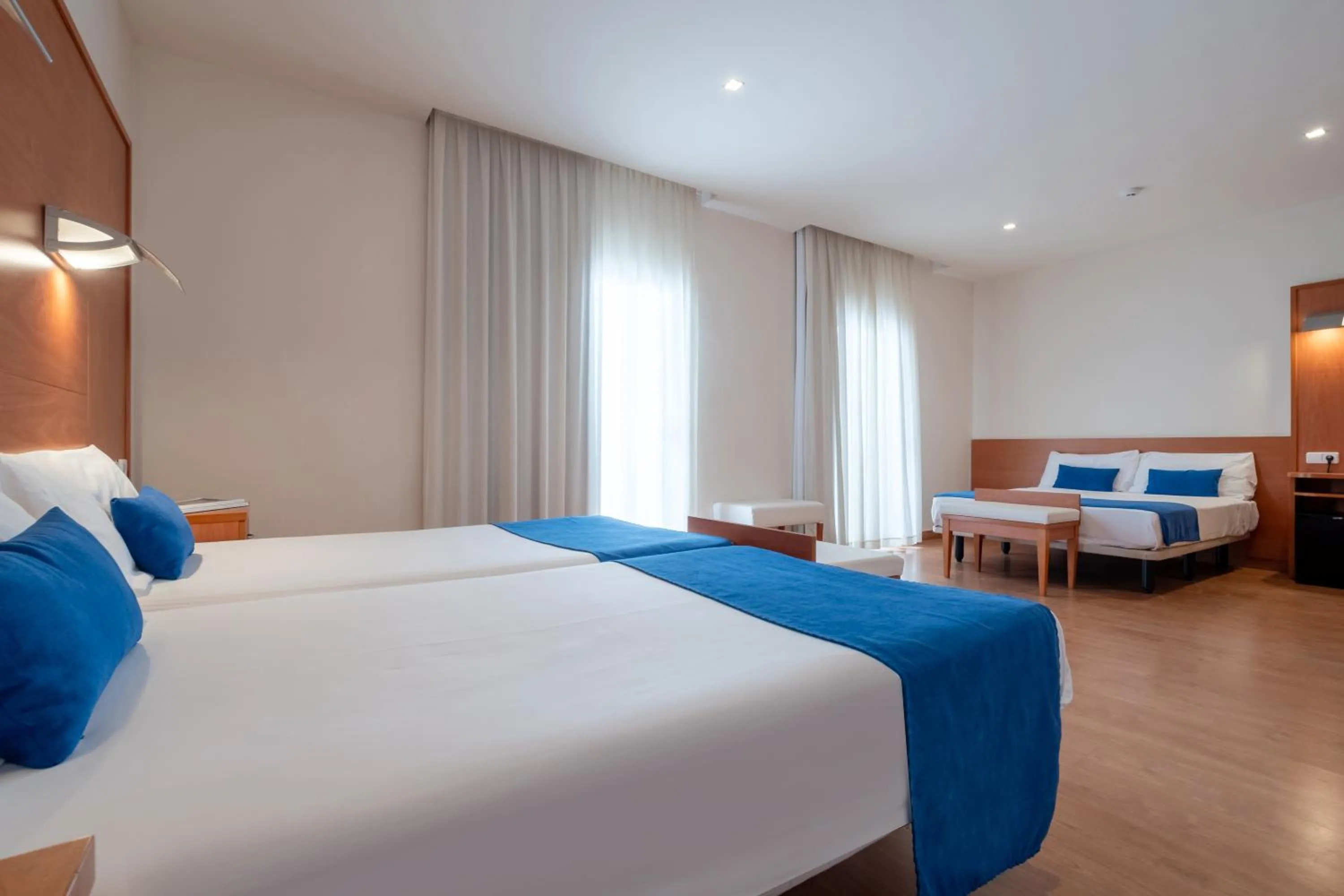 Bed in Hotel Horitzó by Pierre & Vacances