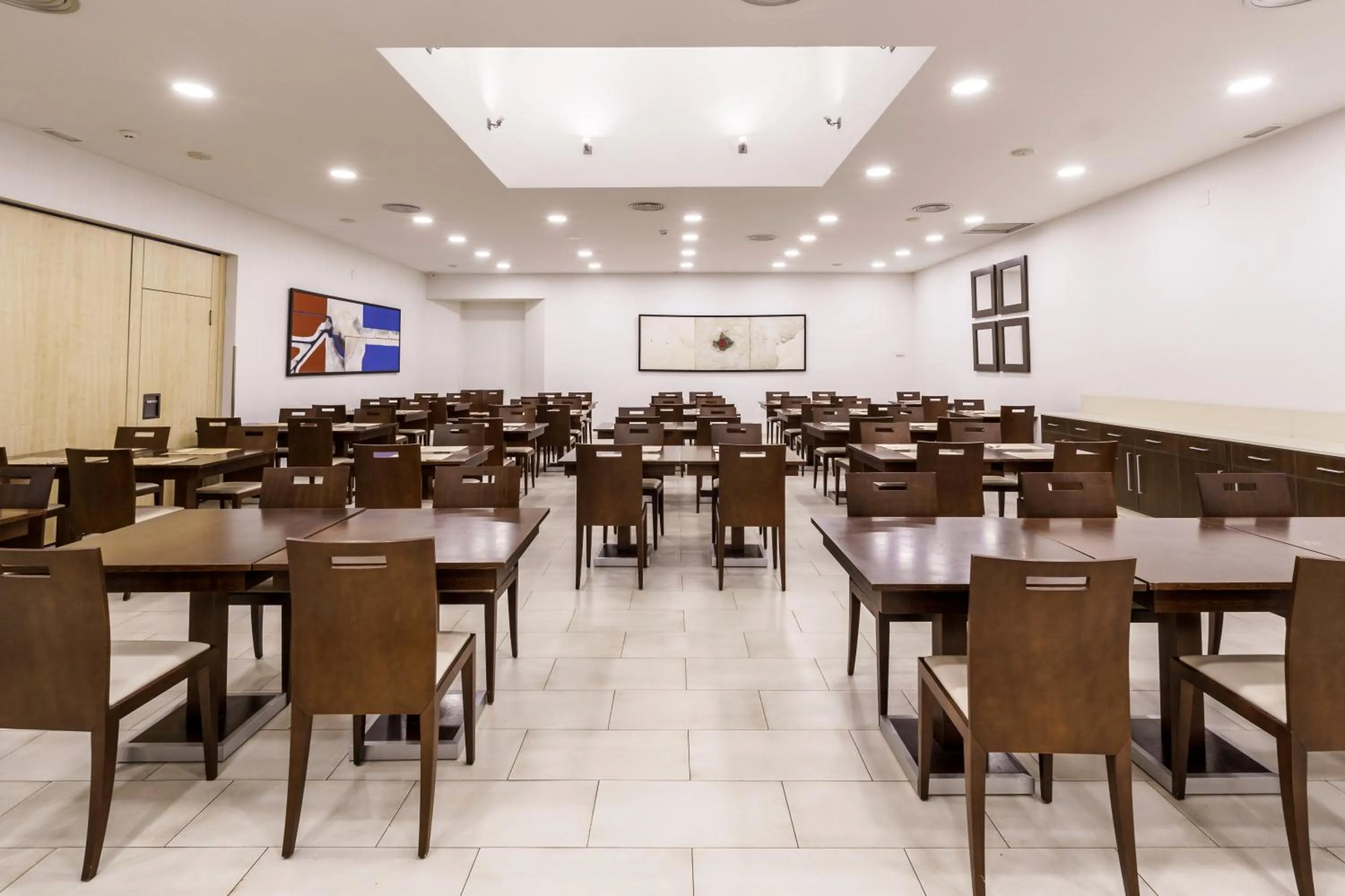 Meeting/conference room in Hotel Horitzó by Pierre & Vacances