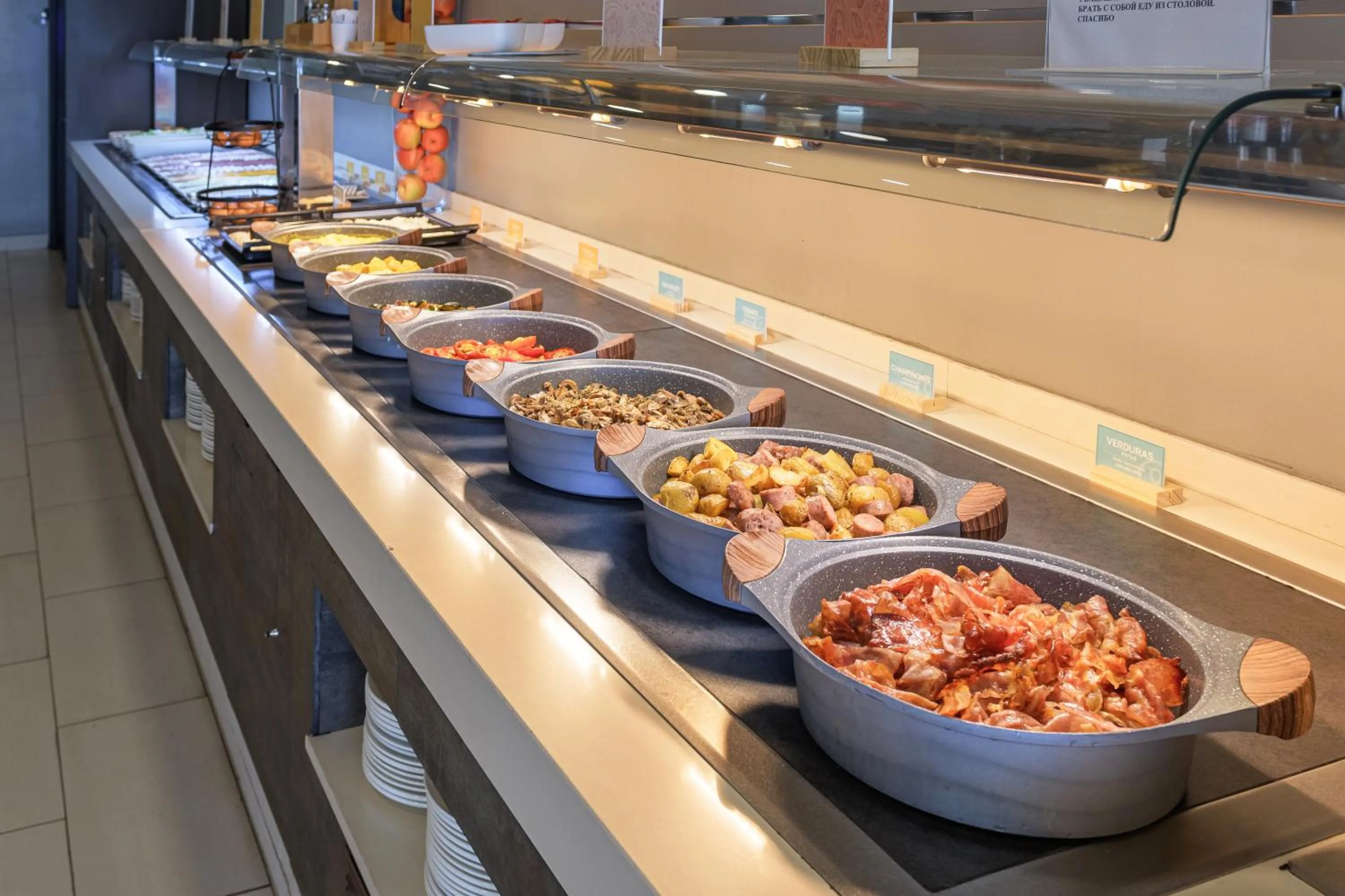 Breakfast in Hotel Horitzó by Pierre & Vacances