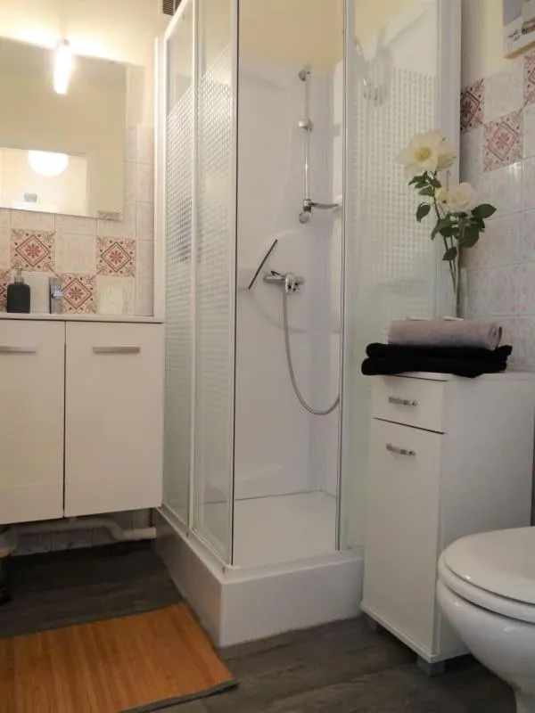 Le Clos Pichot - Studio avec balcon, parking privé - 5mn Gare