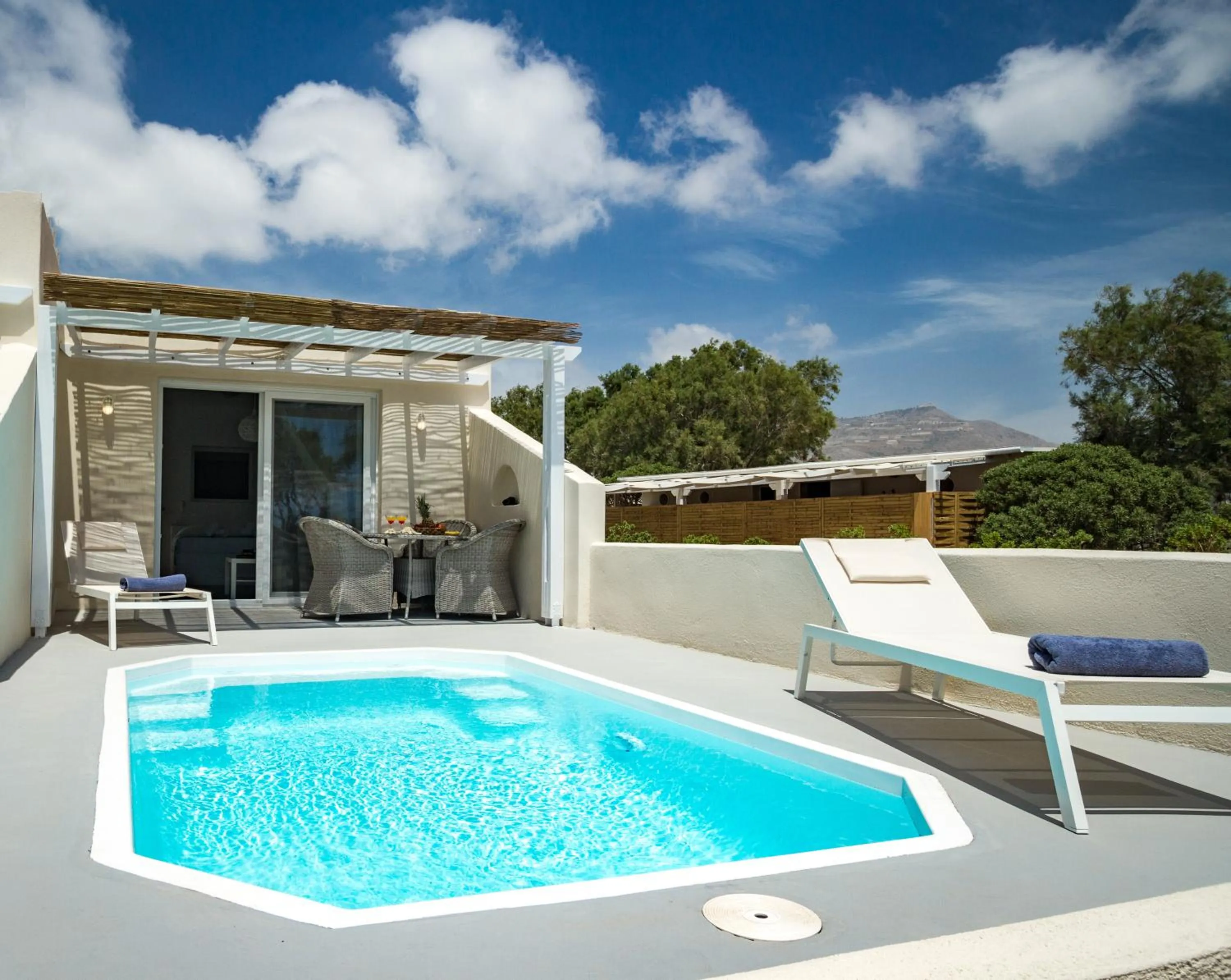 Balcony/Terrace in Sea Sound White Katikies