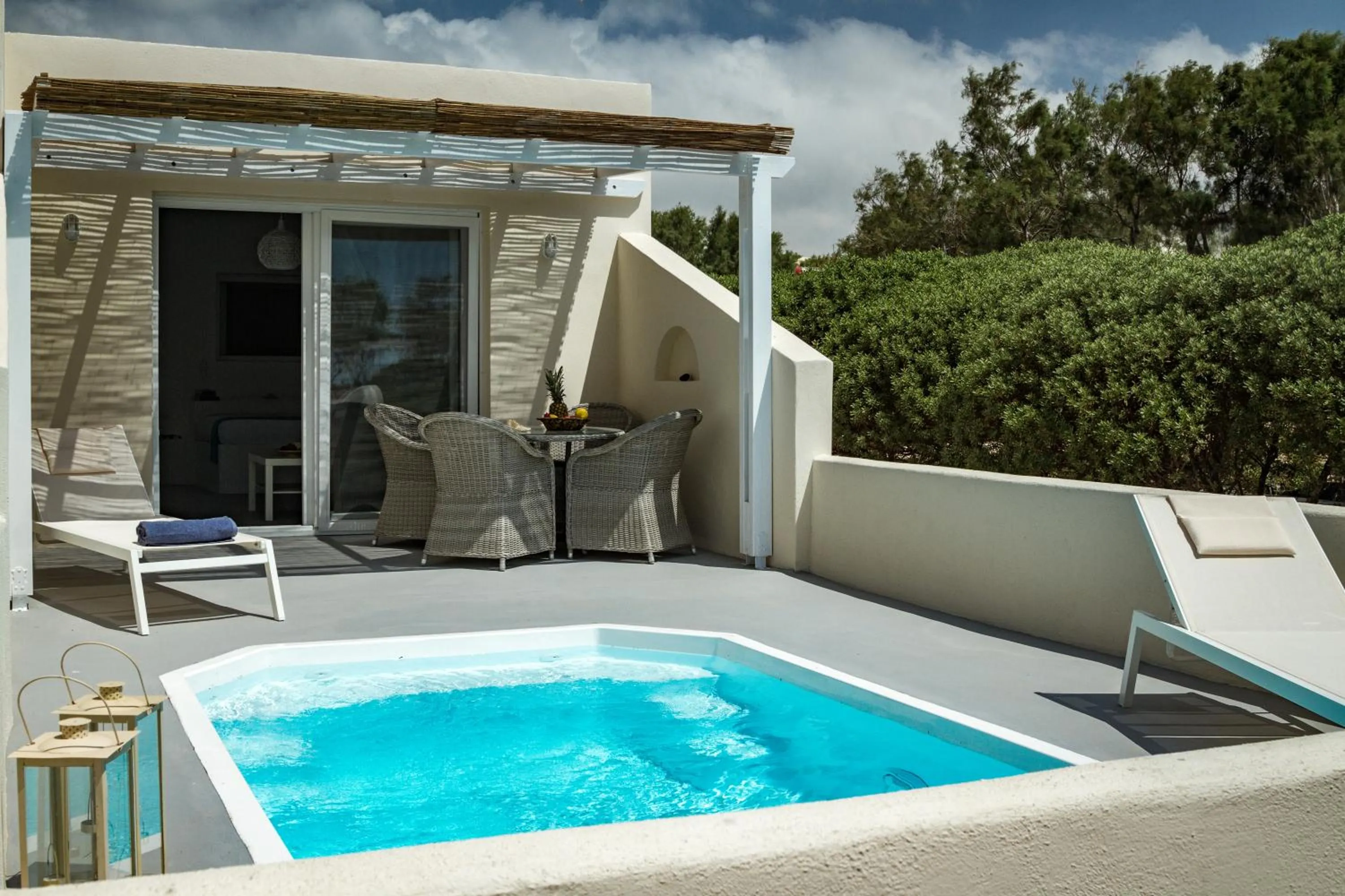 Balcony/Terrace in Sea Sound White Katikies