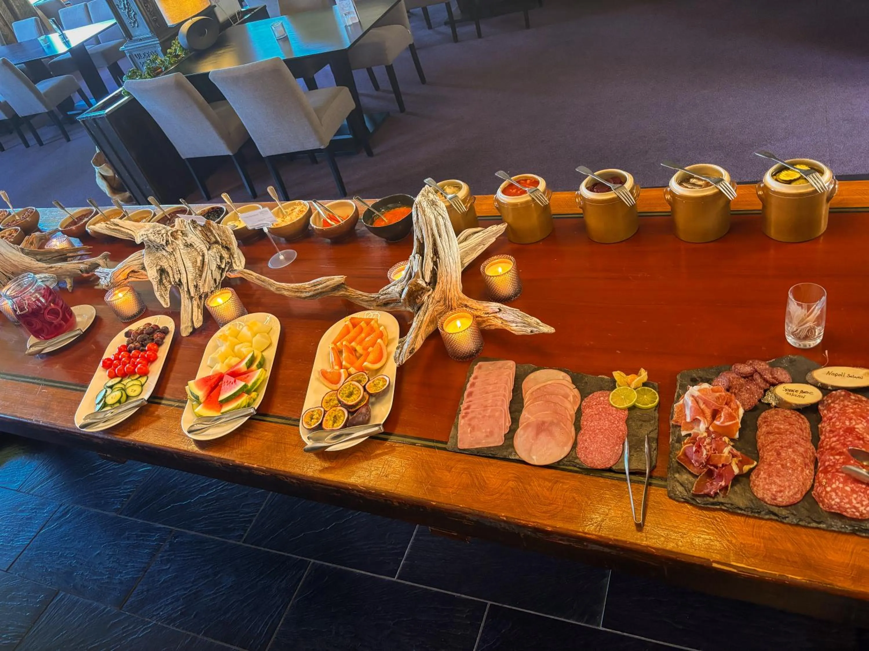 Buffet breakfast in Lia Fjellhotell