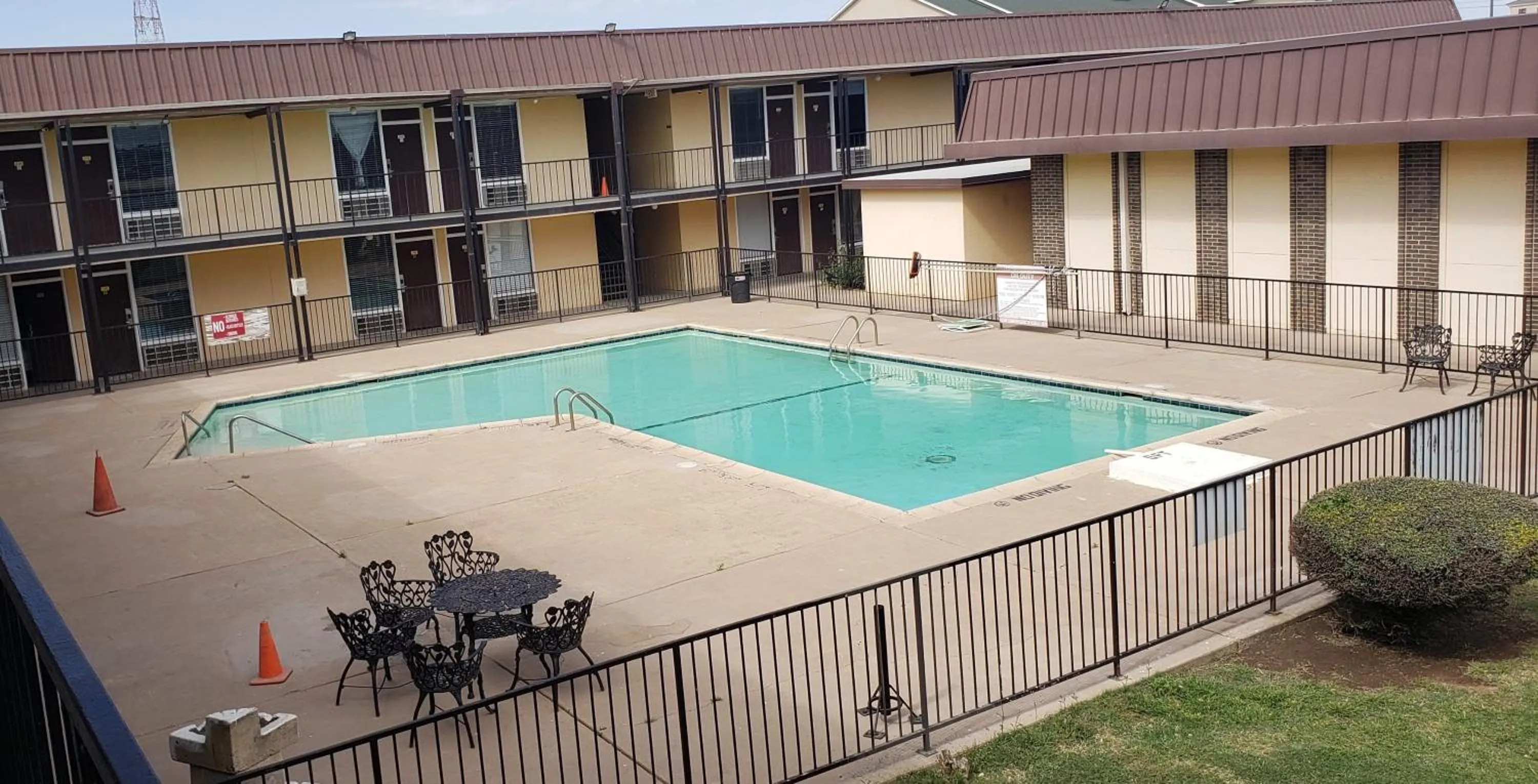 Property building in West Texas Inn & Suites with Kitchenette