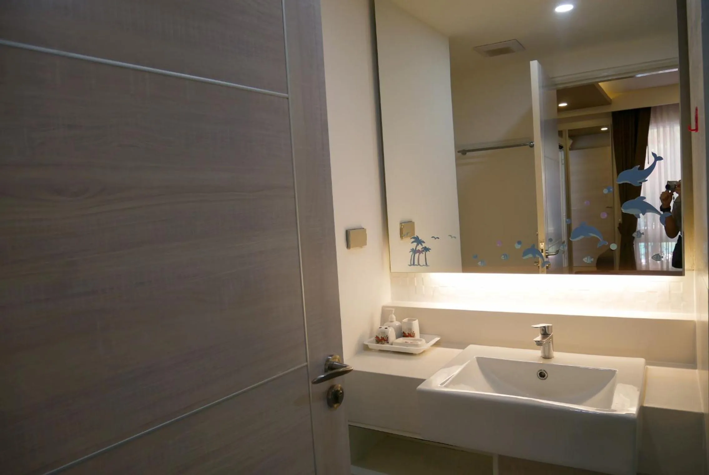 Bathroom in Seven Seas Resort Pattaya & Sofa bed