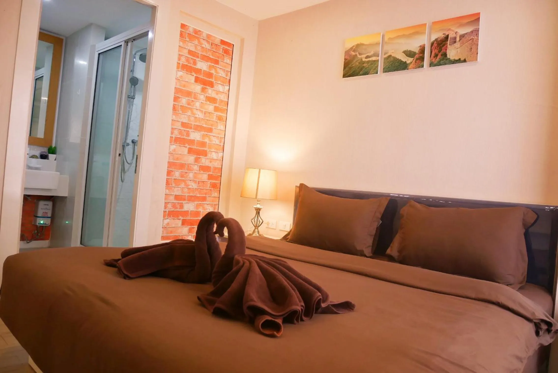 Bed in Seven Seas Resort Pattaya & Sofa bed