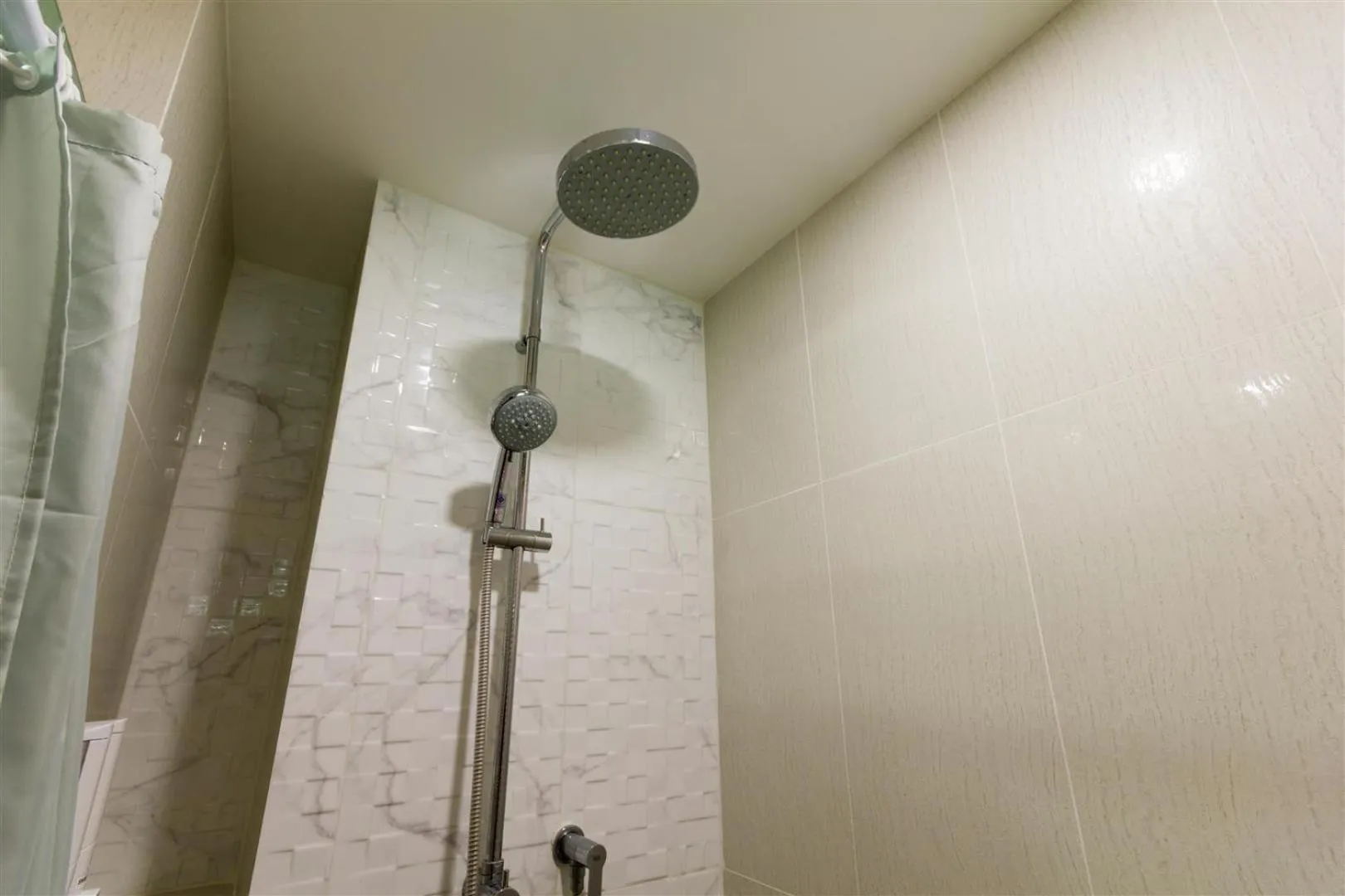 Bathroom in Seven Seas Resort Pattaya & Sofa bed