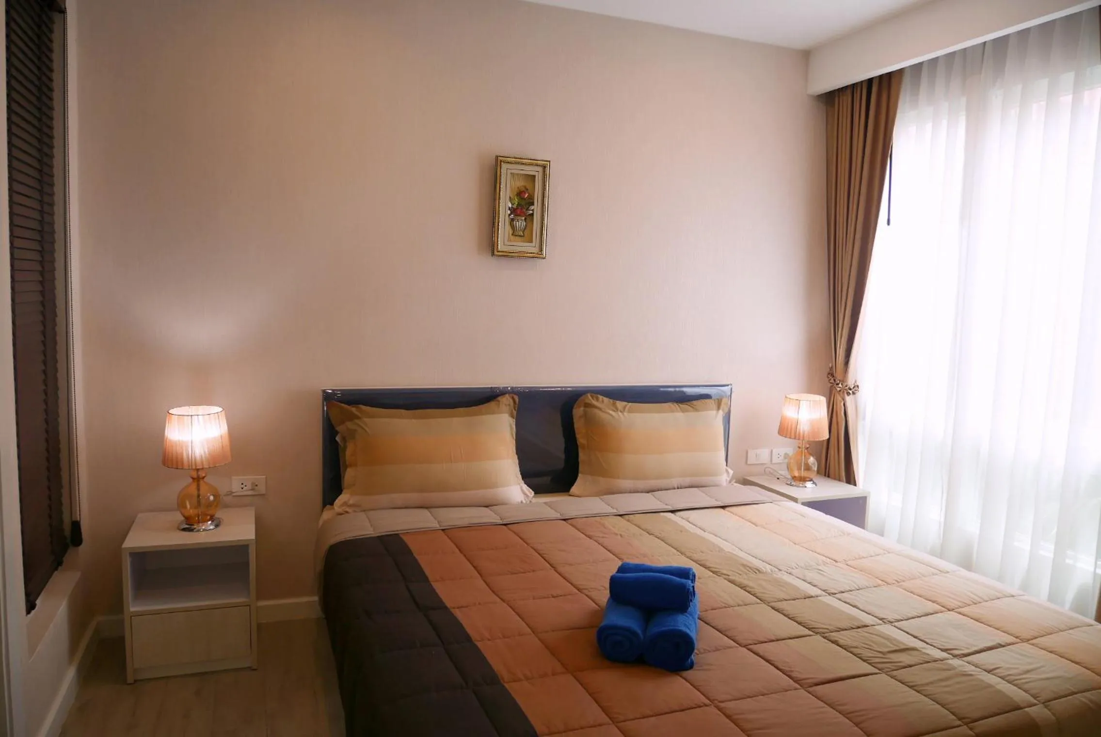 Bed in Seven Seas Resort Pattaya & Sofa bed