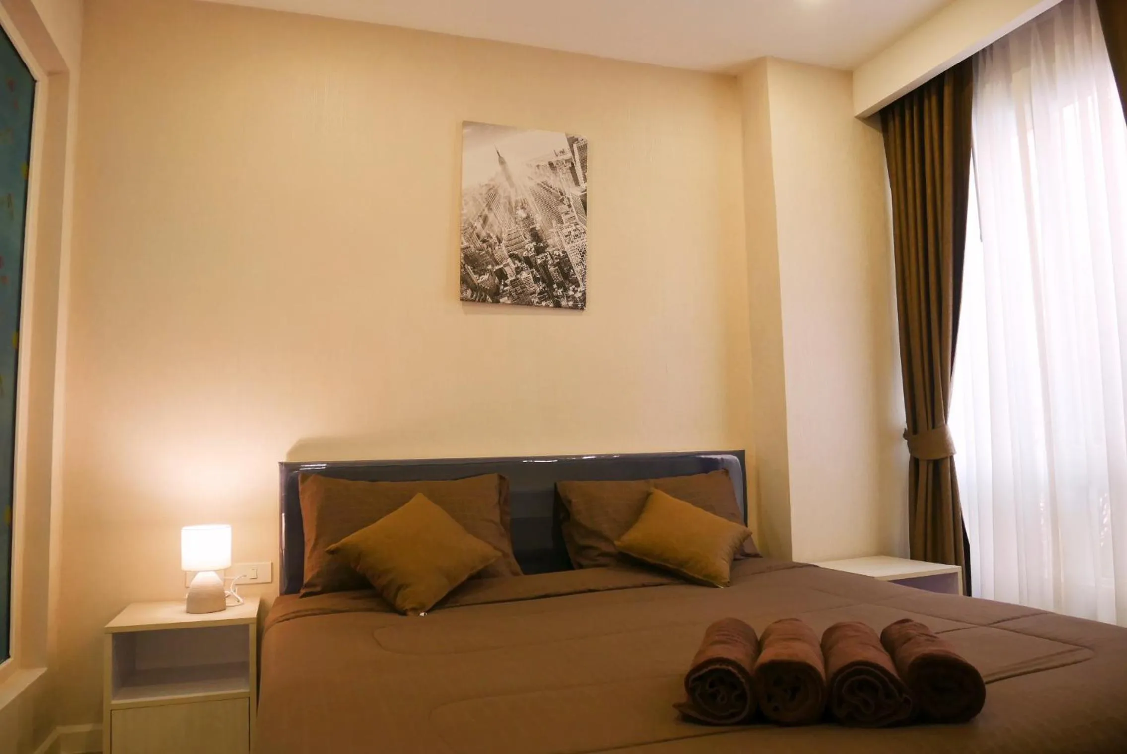 Bed in Seven Seas Resort Pattaya & Sofa bed