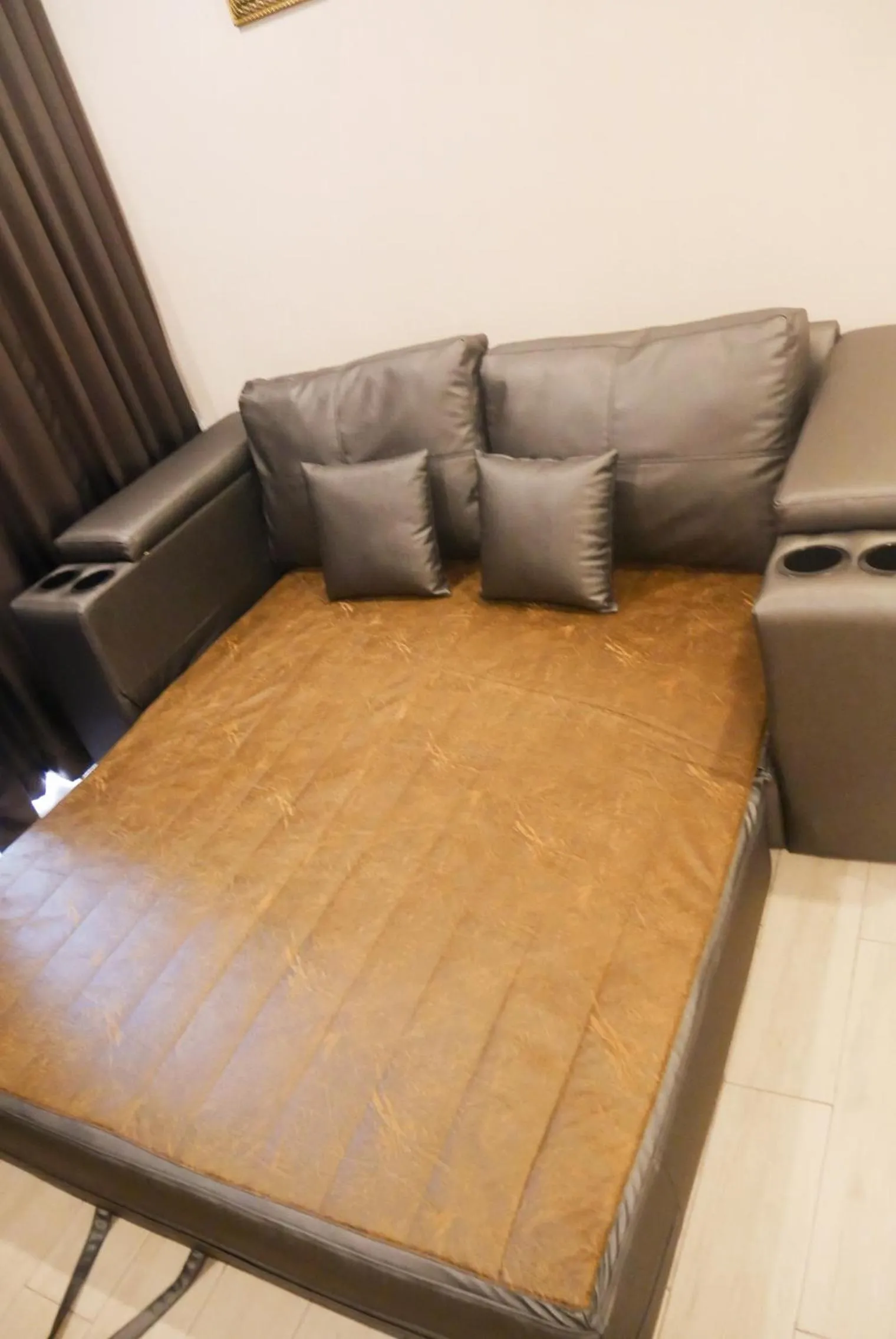 Seven Seas Resort Pattaya & Sofa bed