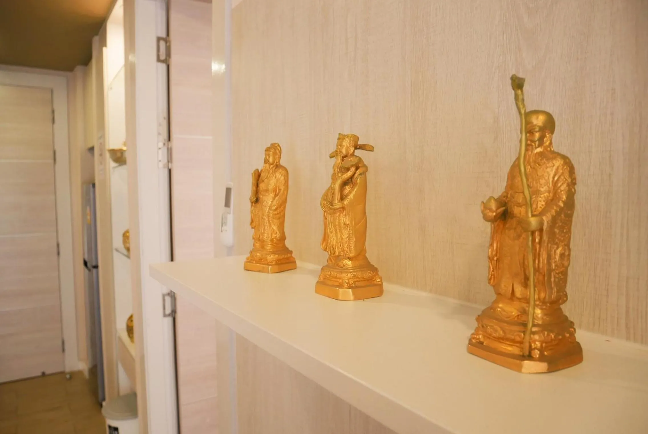 Seven Seas Resort Pattaya & Sofa bed