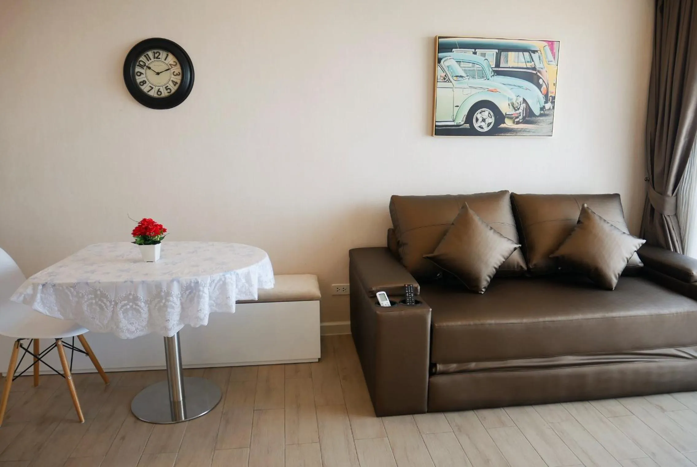 Seven Seas Resort Pattaya & Sofa bed