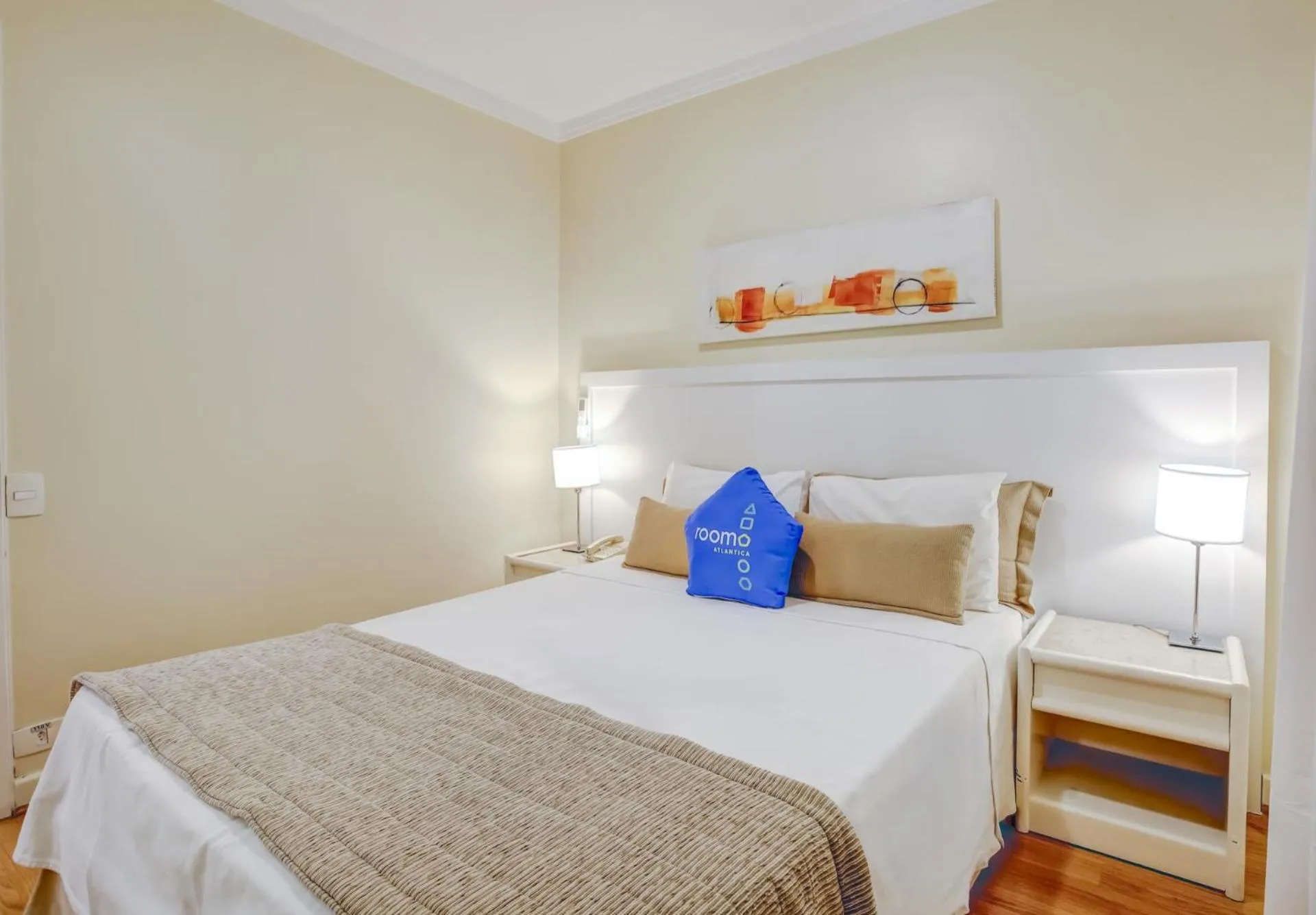 Bedroom, Bed in Roomo Transamerica SP Itaim Bibi