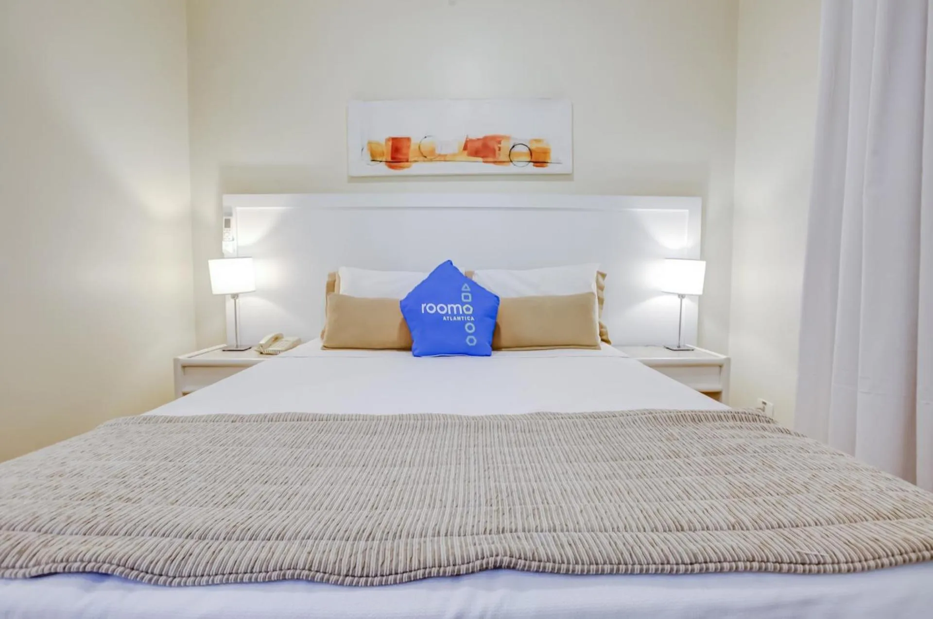 Bedroom, Bed in Roomo Transamerica SP Itaim Bibi