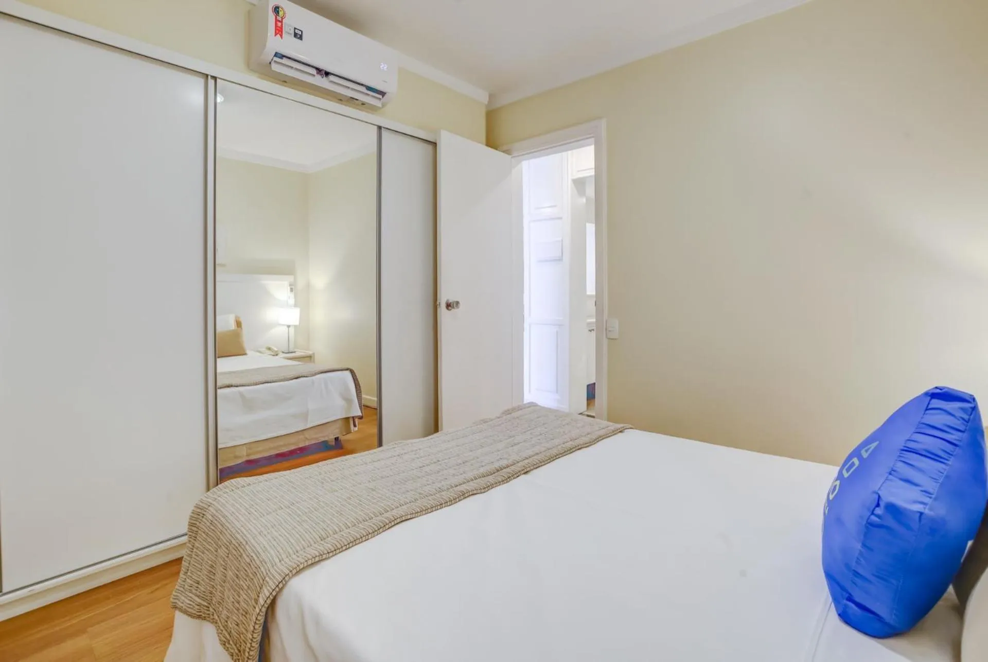 Bedroom, Bed in Roomo Transamerica SP Itaim Bibi