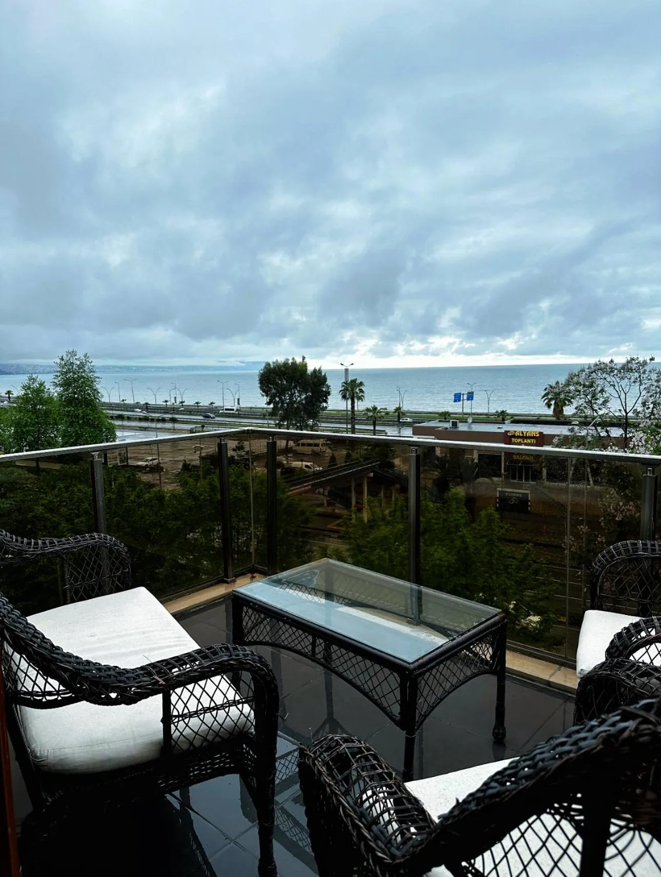 Patio in Blue Sea Hotel