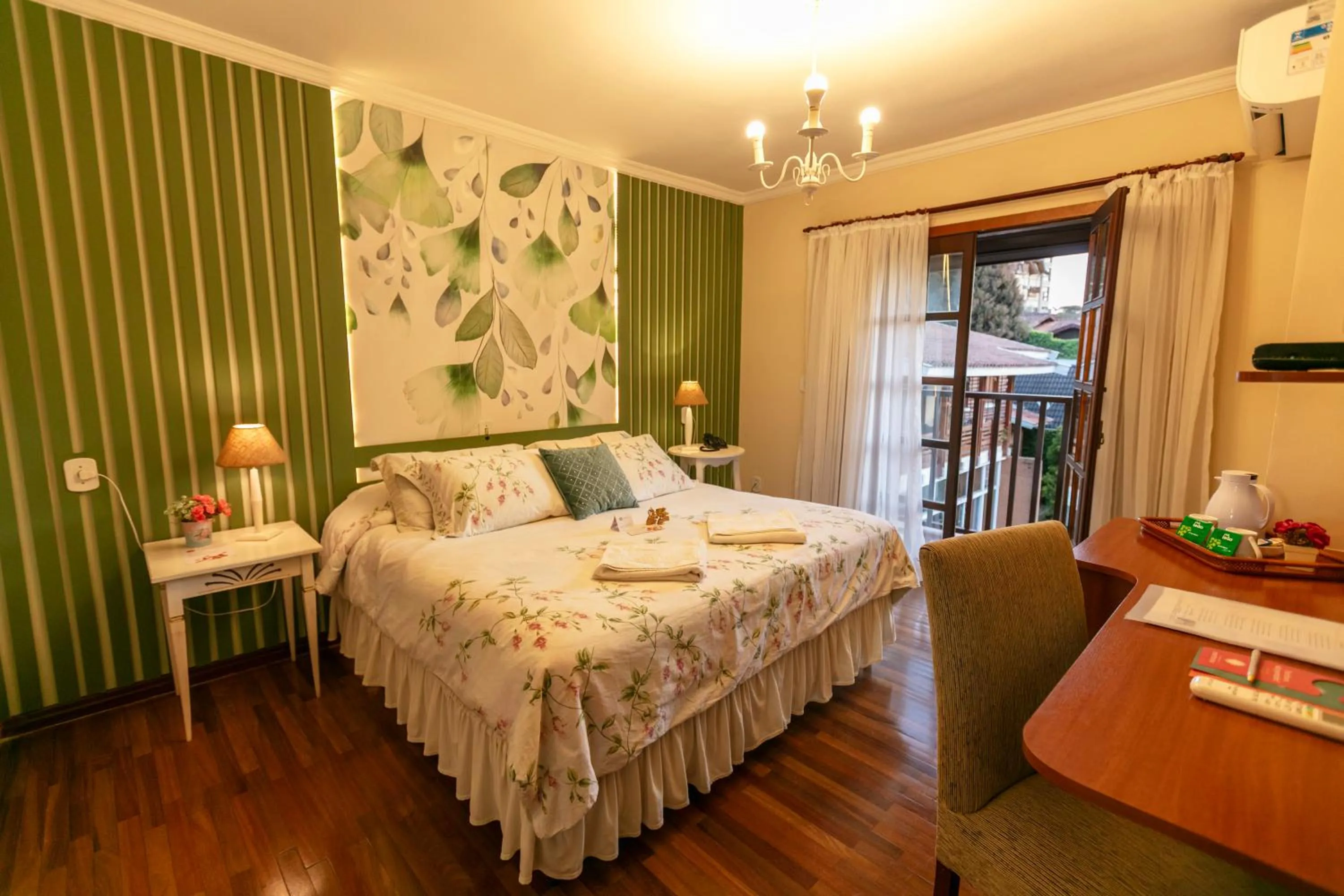 Bedroom, Bed in Pousada das Hortênsias