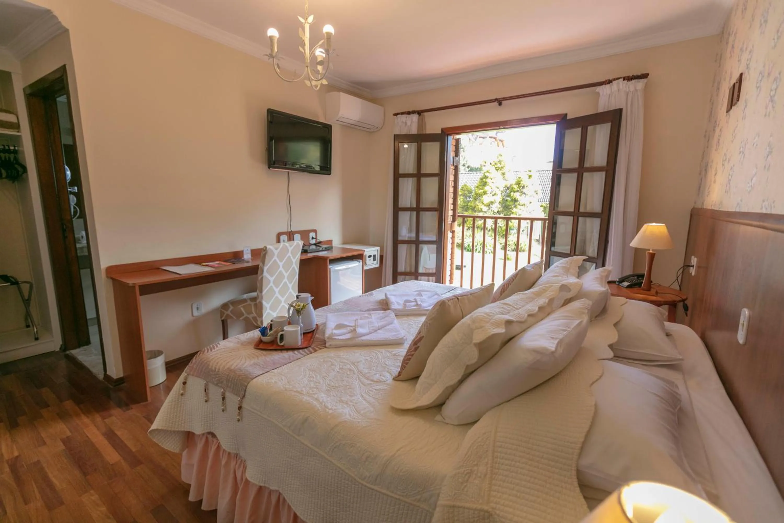 Bedroom, Bed in Pousada das Hortênsias