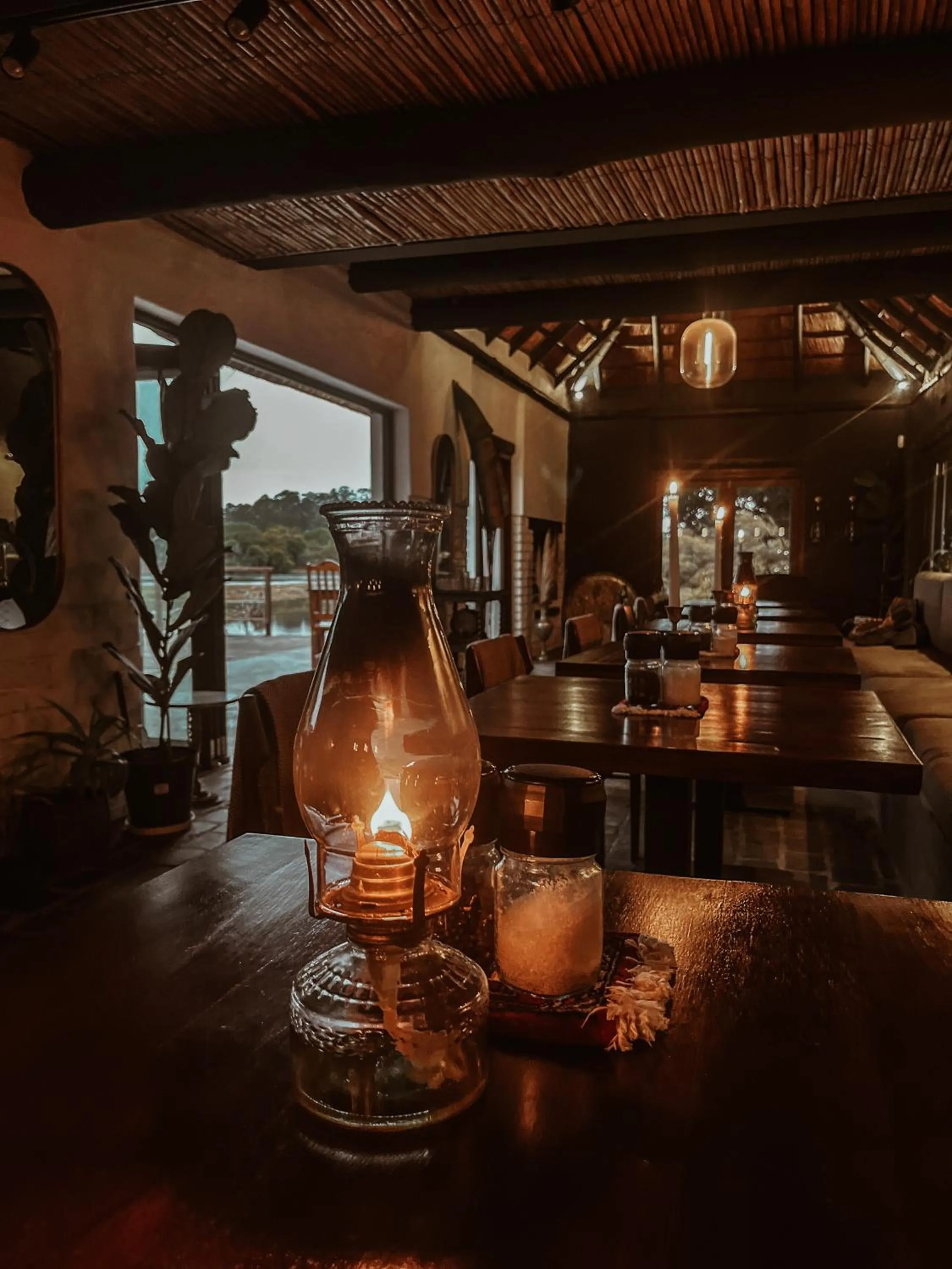 Restaurant/places to eat in Stanley Island