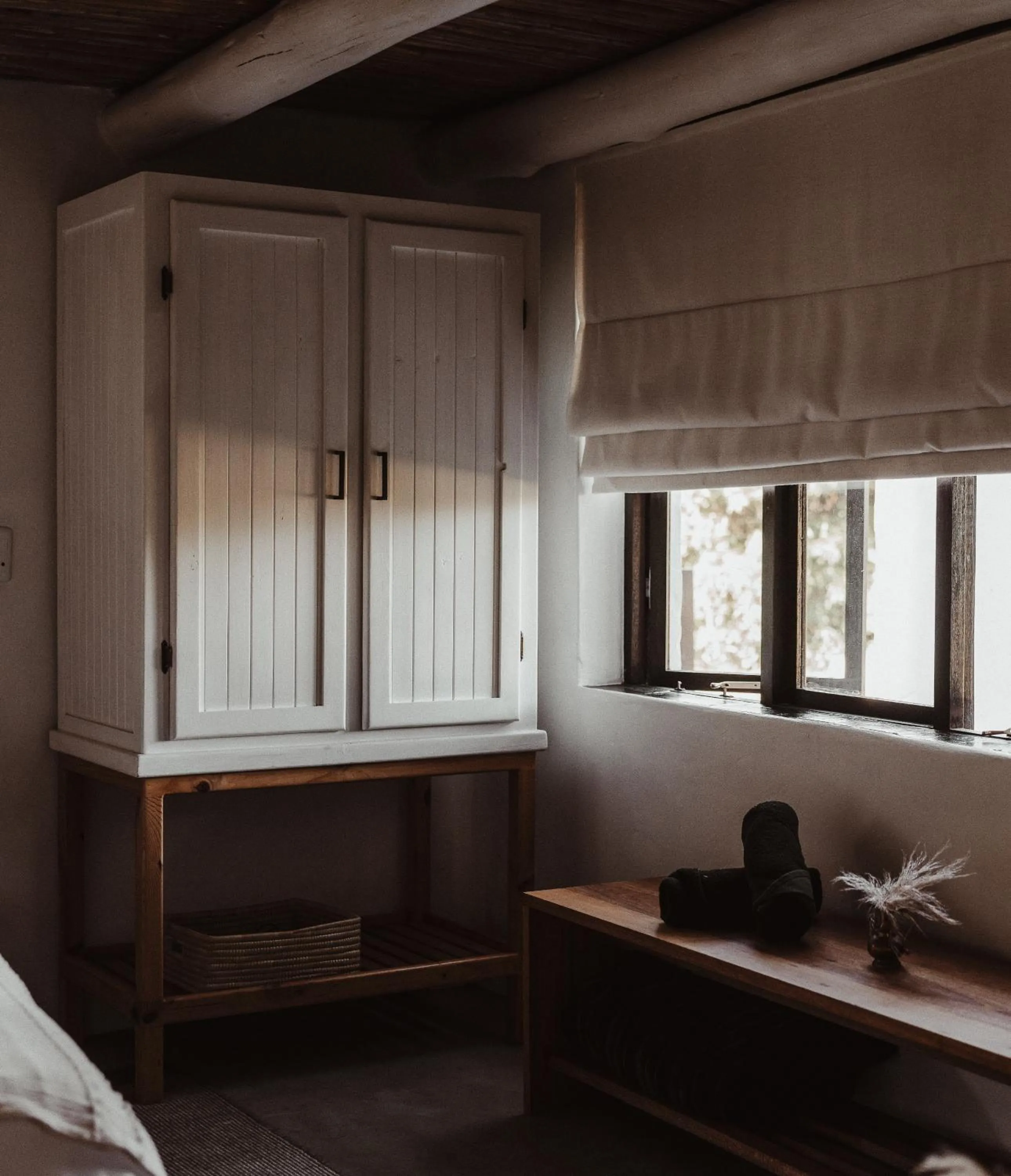 wardrobe, Bed in Stanley Island