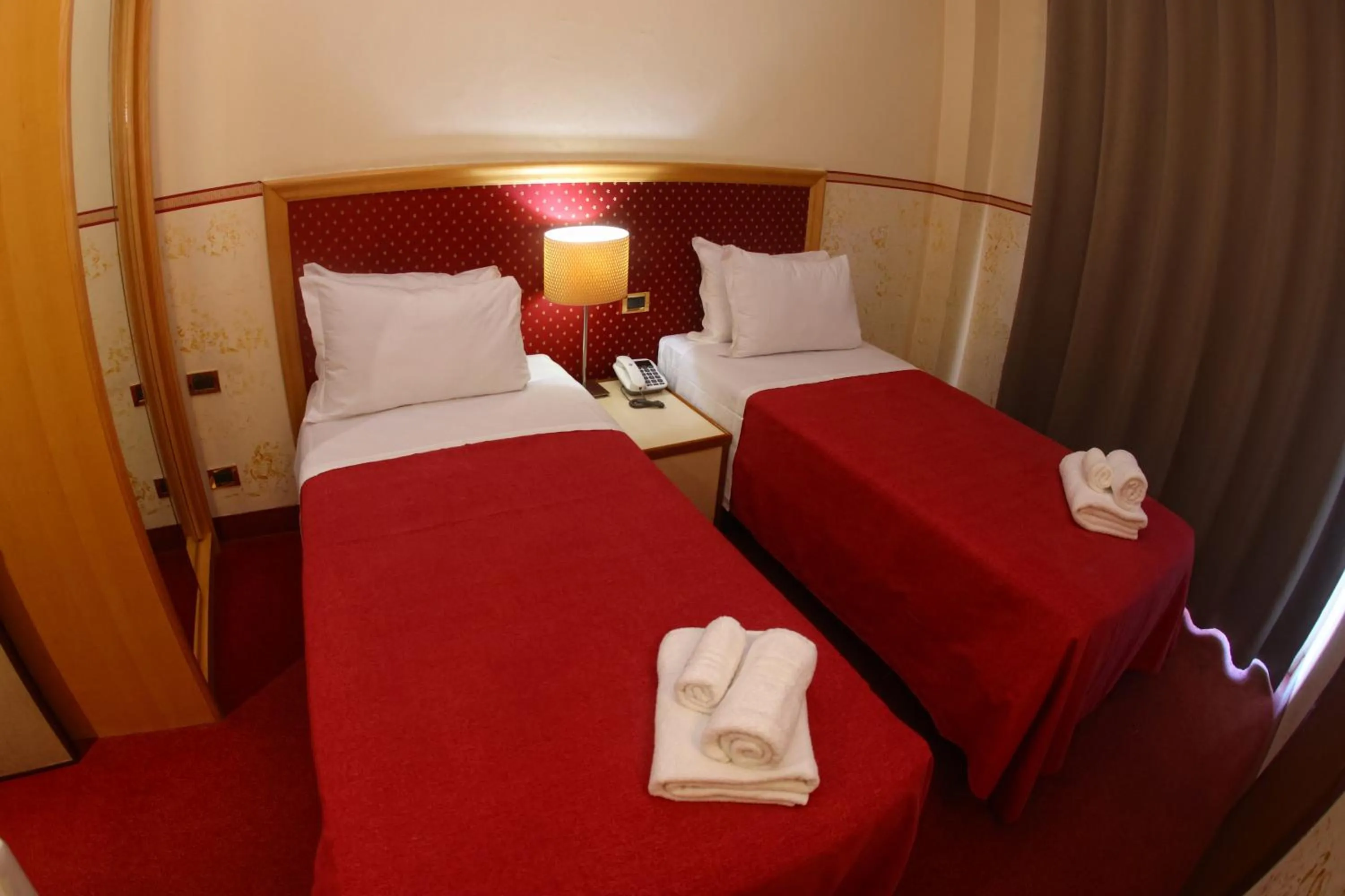 Bed in Hotel Palace Masoanri's