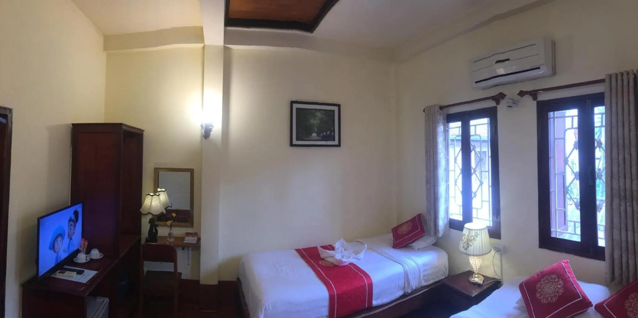 Bed in Soutikone Place House 2