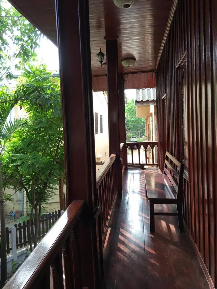 Soutikone Place House 2