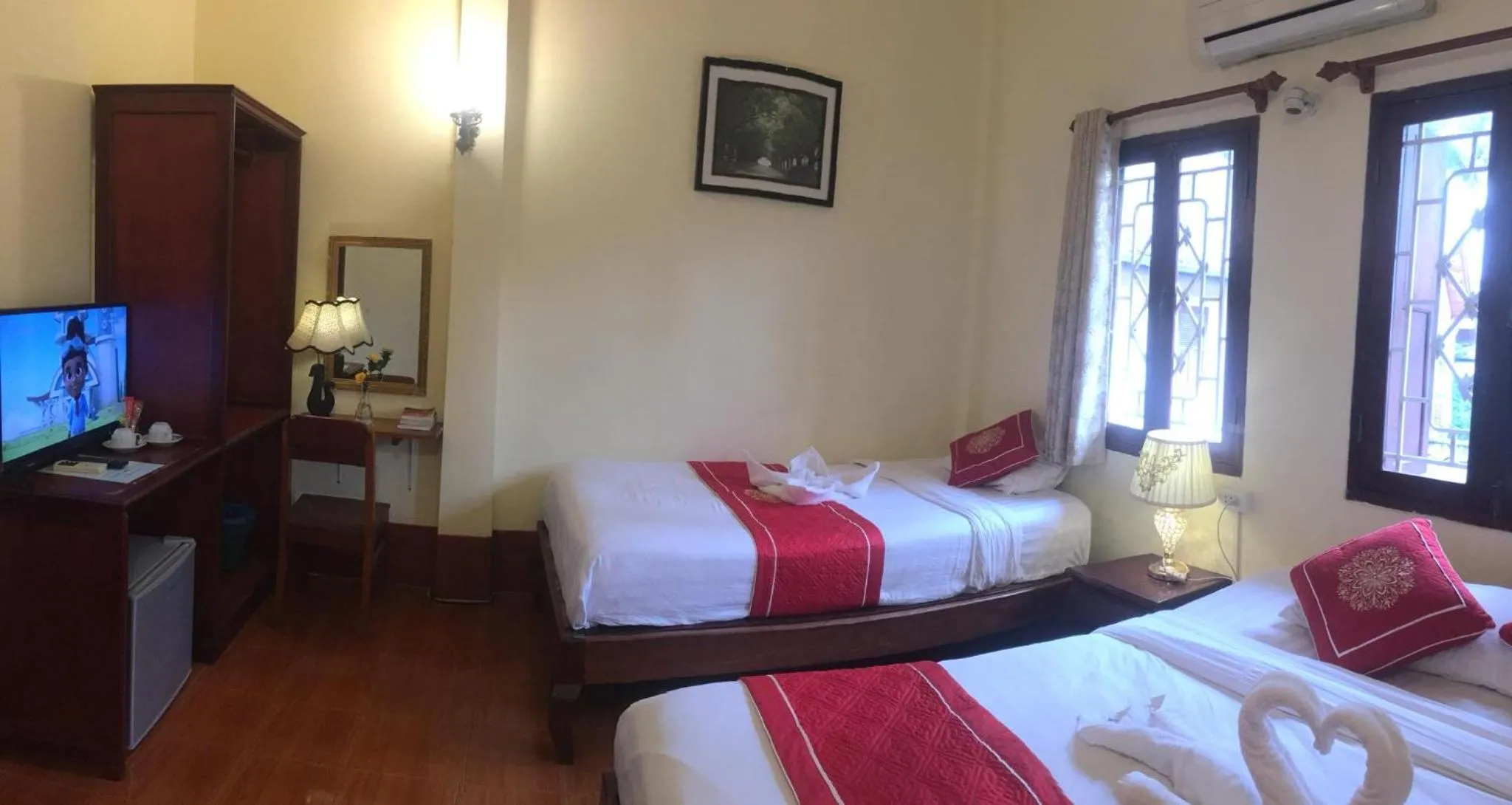 Bed in Soutikone Place House 2